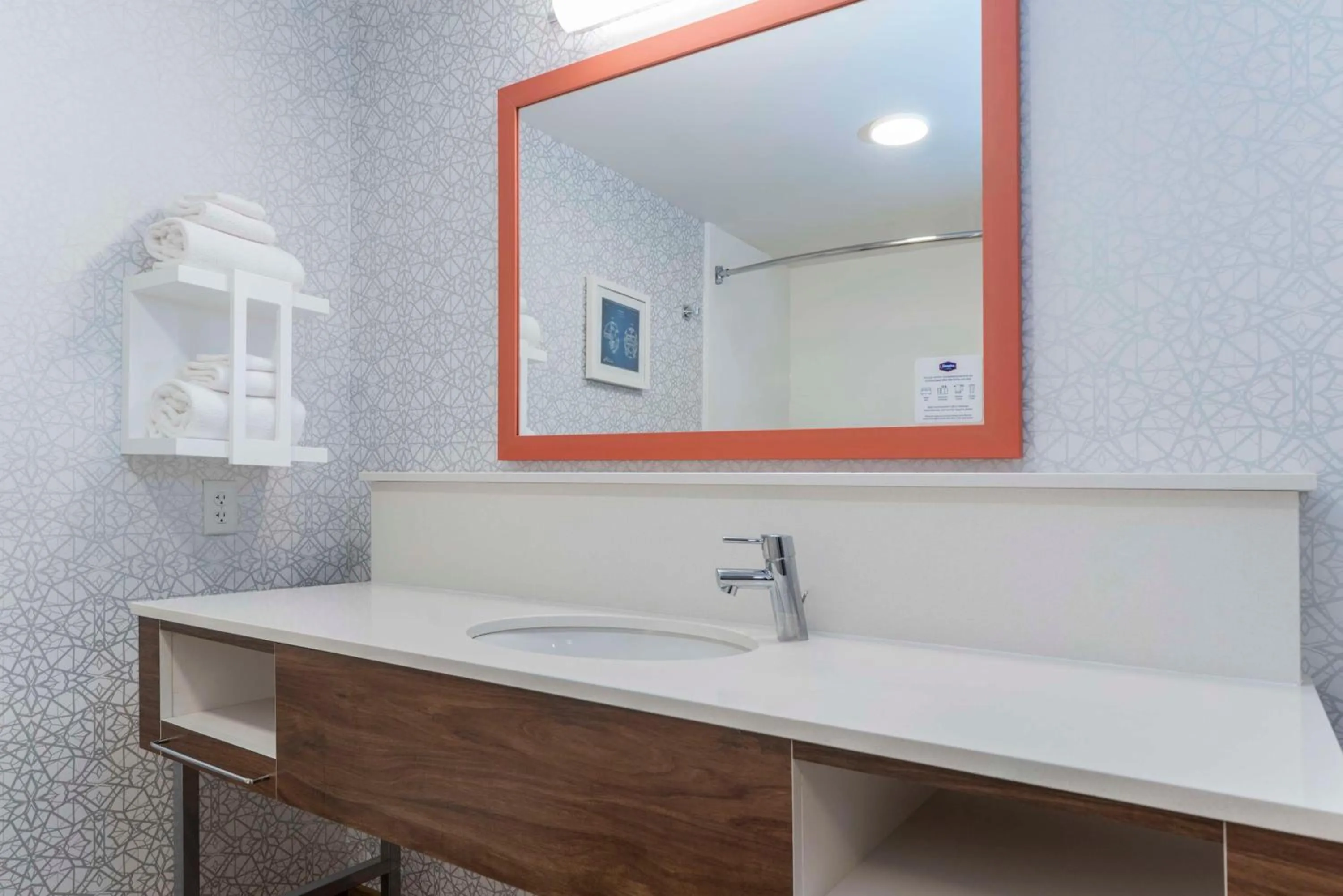 Bathroom in Hampton Inn & Suites St. Louis-Chesterfield