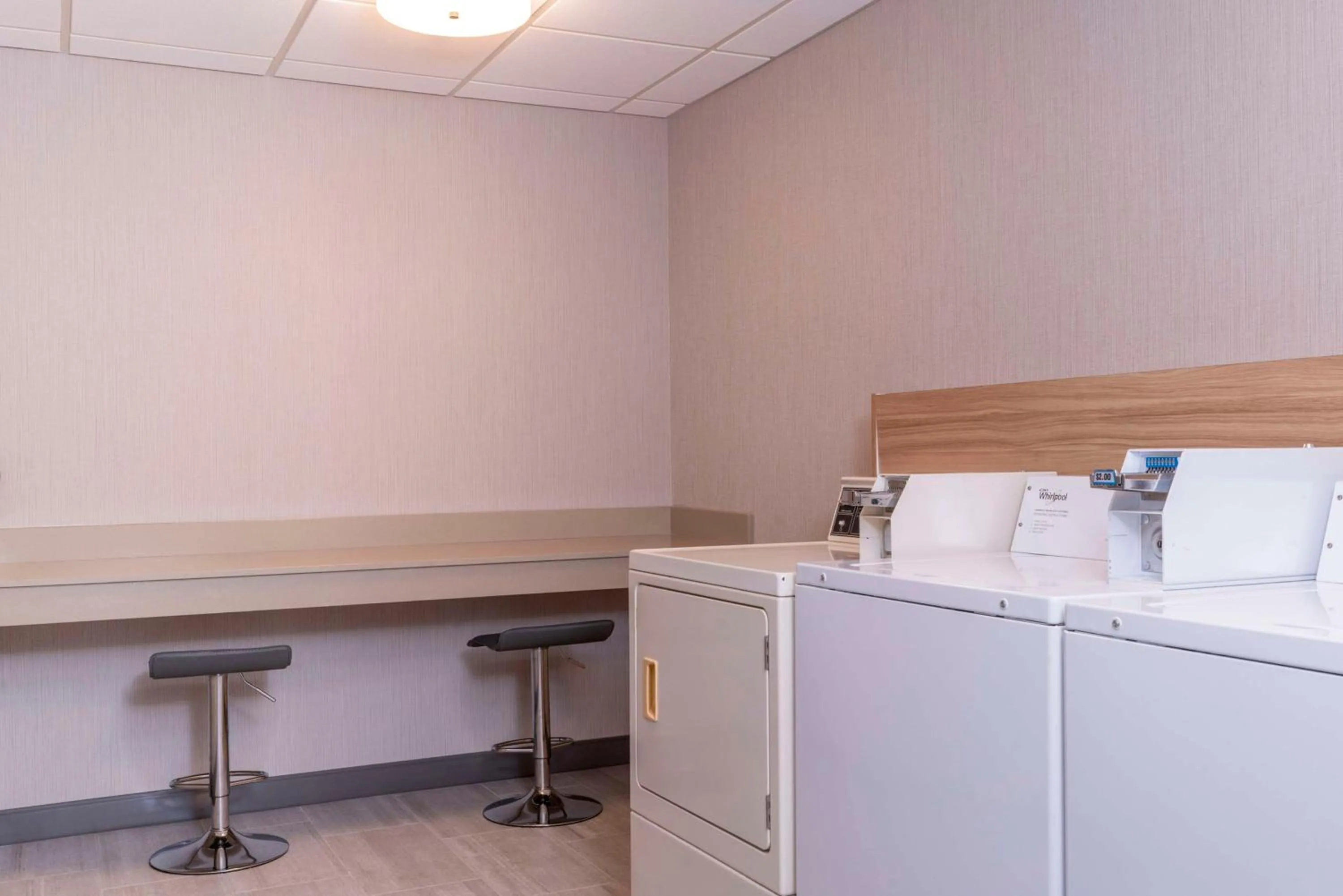 laundry in Hampton Inn & Suites St. Louis-Chesterfield