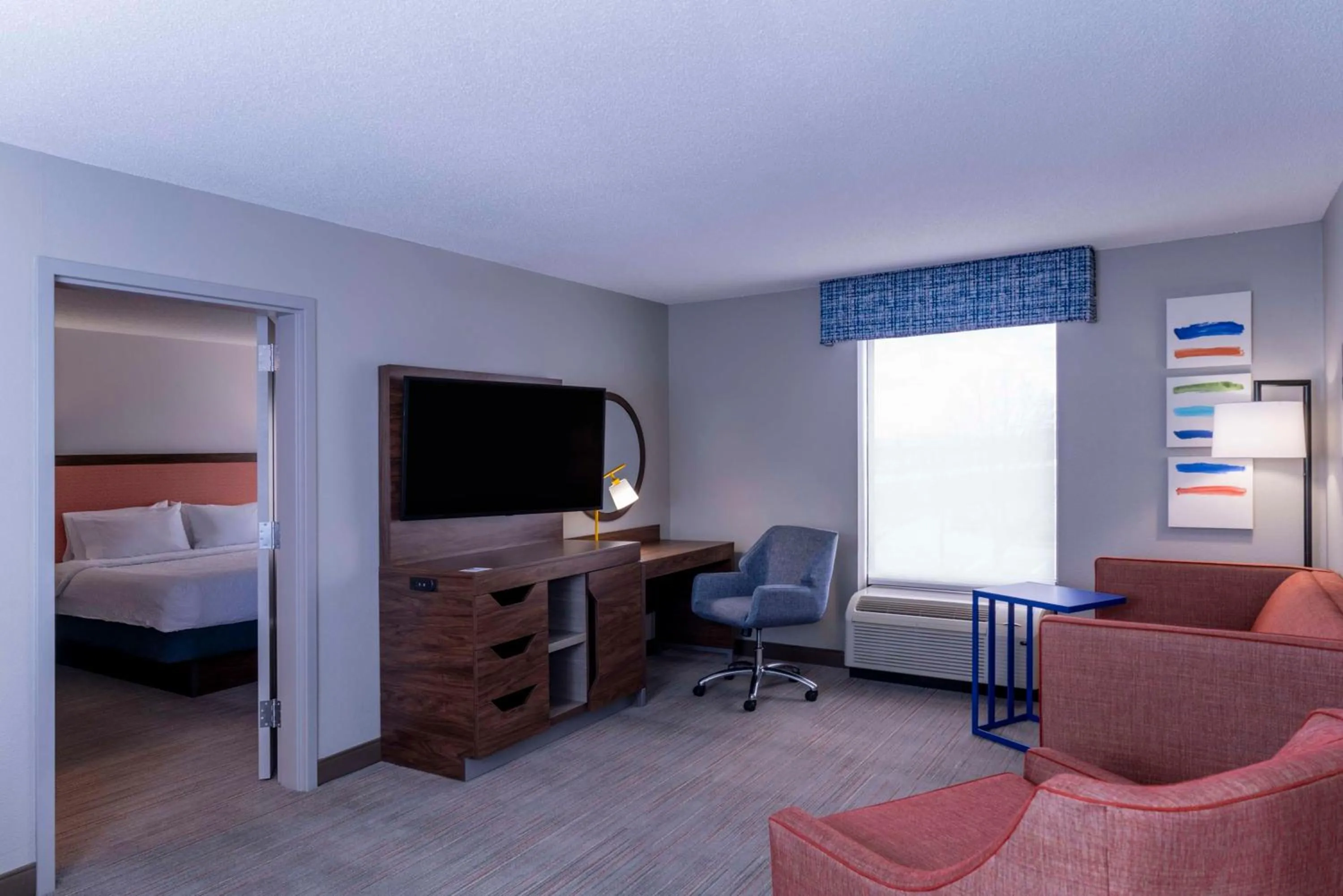 Bedroom, Bed in Hampton Inn & Suites St. Louis-Chesterfield