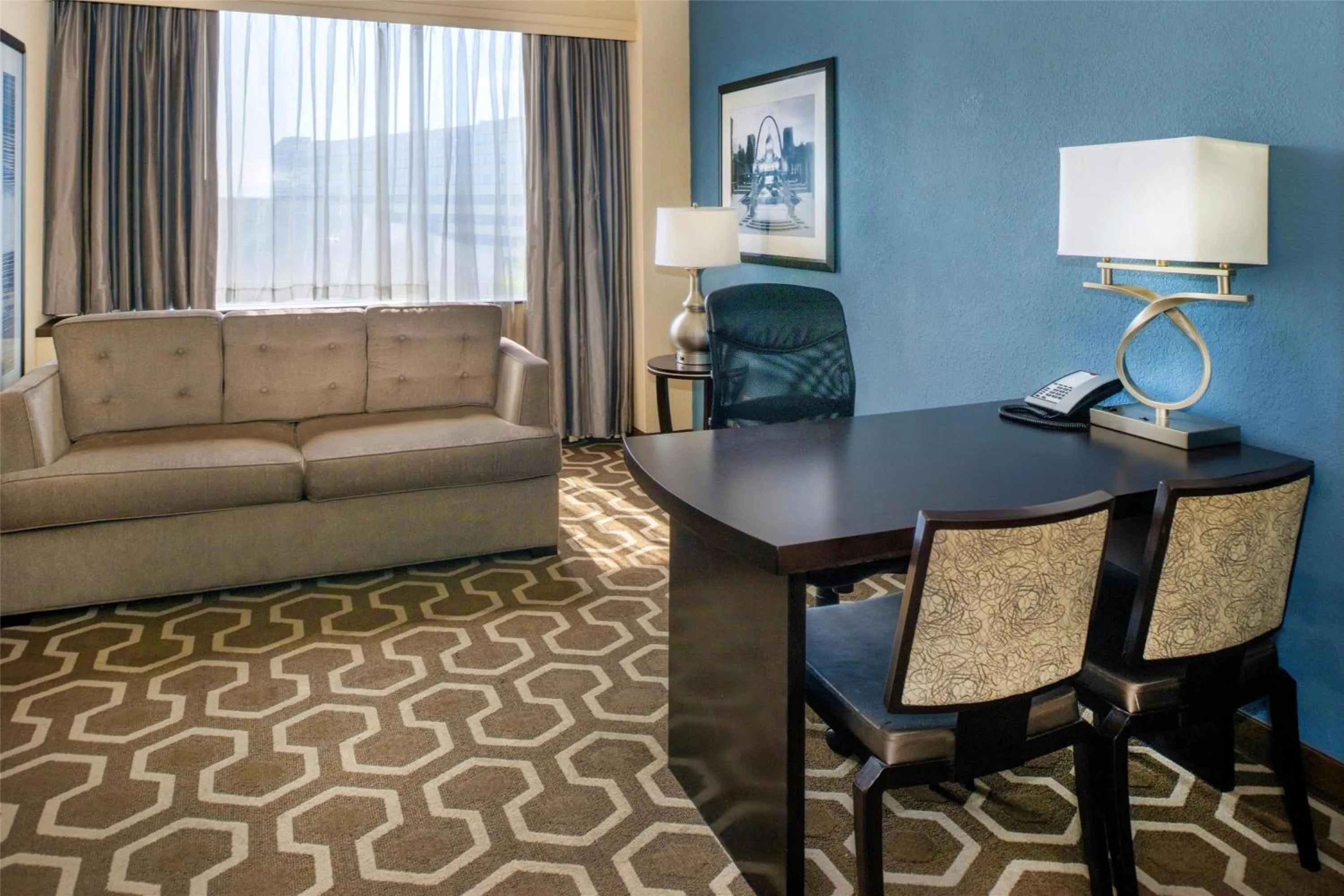 Bedroom in Embassy Suites by Hilton St Louis Airport