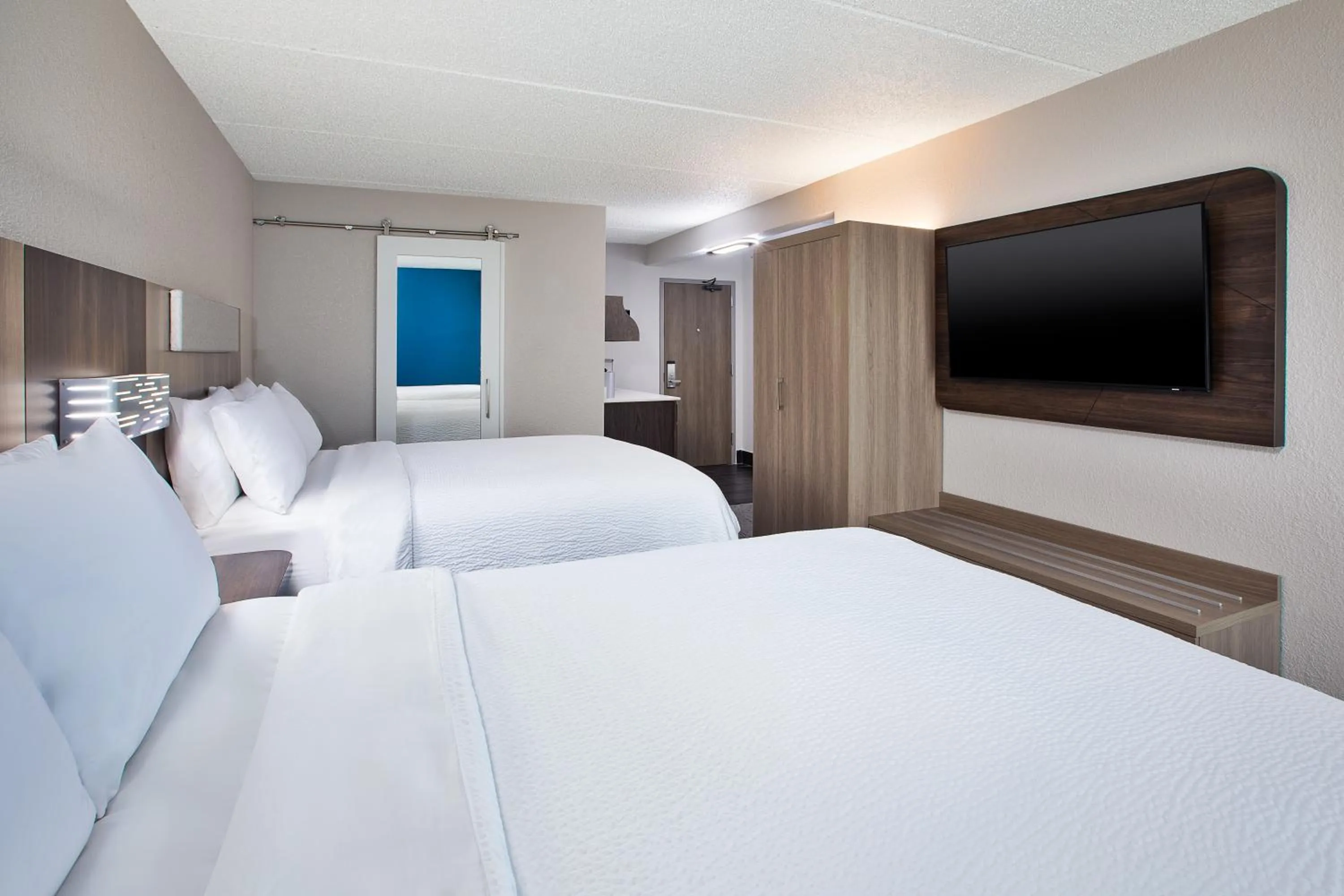 Bedroom, Bed in Holiday Inn Express & Suites Eden Prairie - Minneapolis by IHG