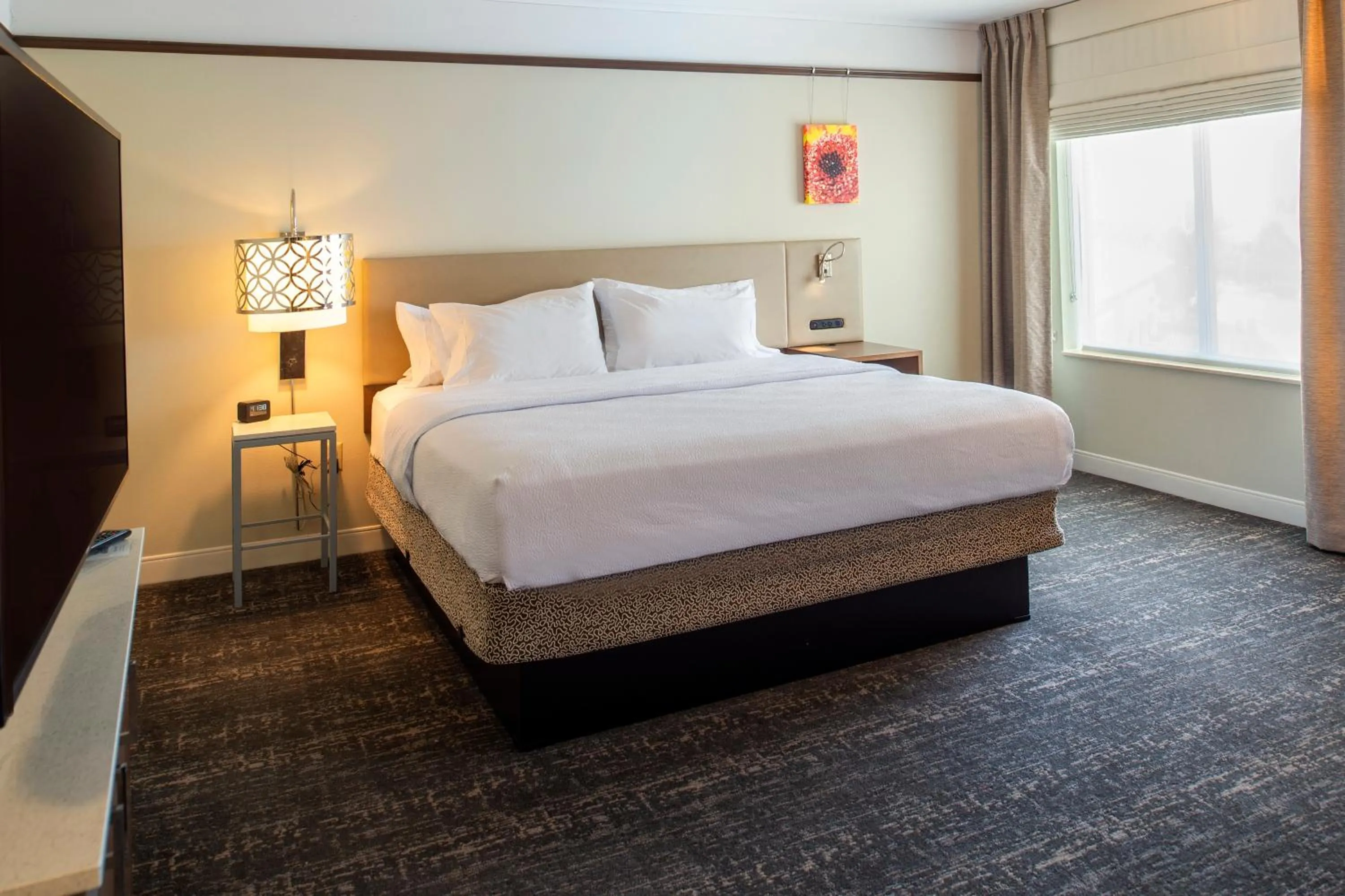 Bed in Hilton Garden Inn St. Louis/Chesterfield