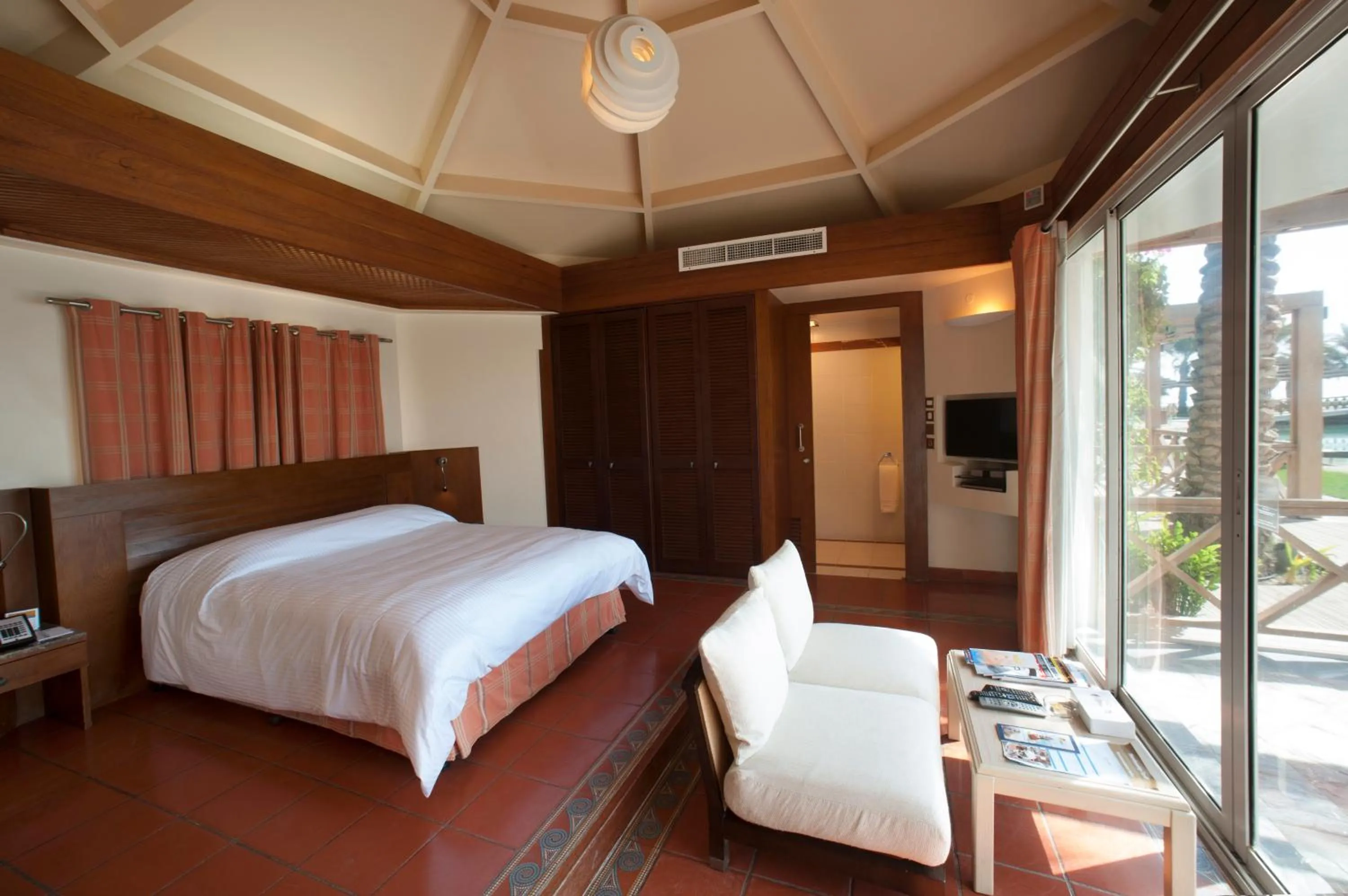 Photo of the whole room, Bed in AlBander Hotel & Resort