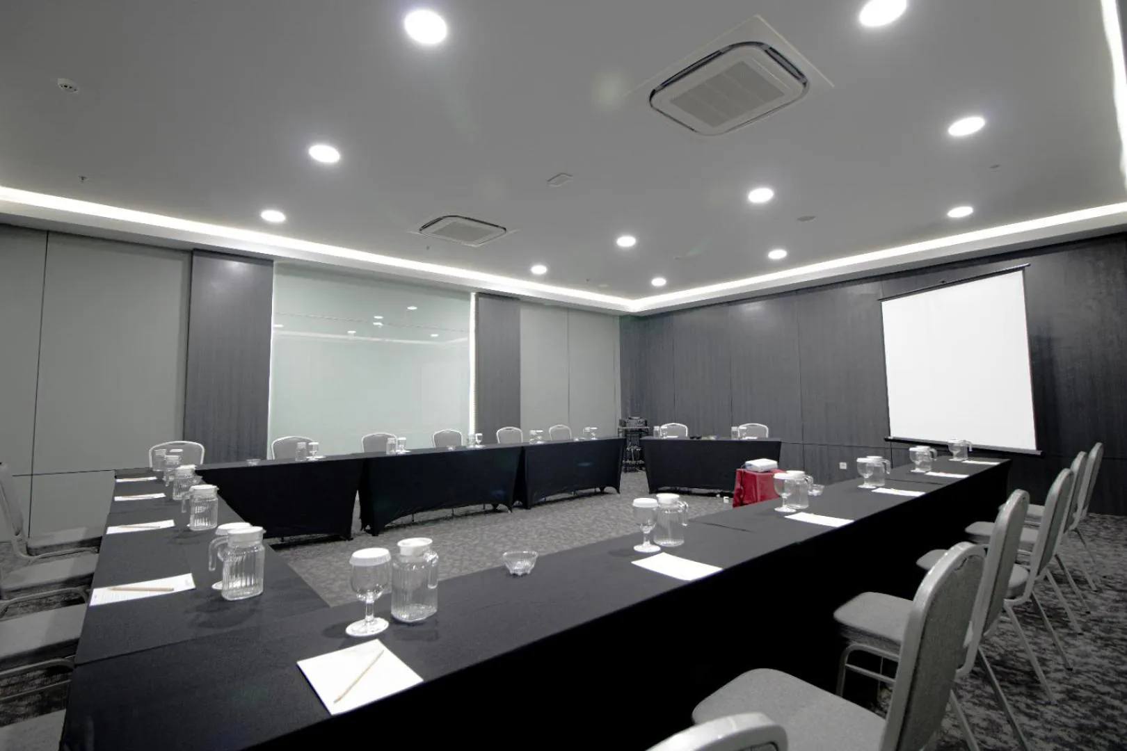 Meeting/conference room in favehotel Subang