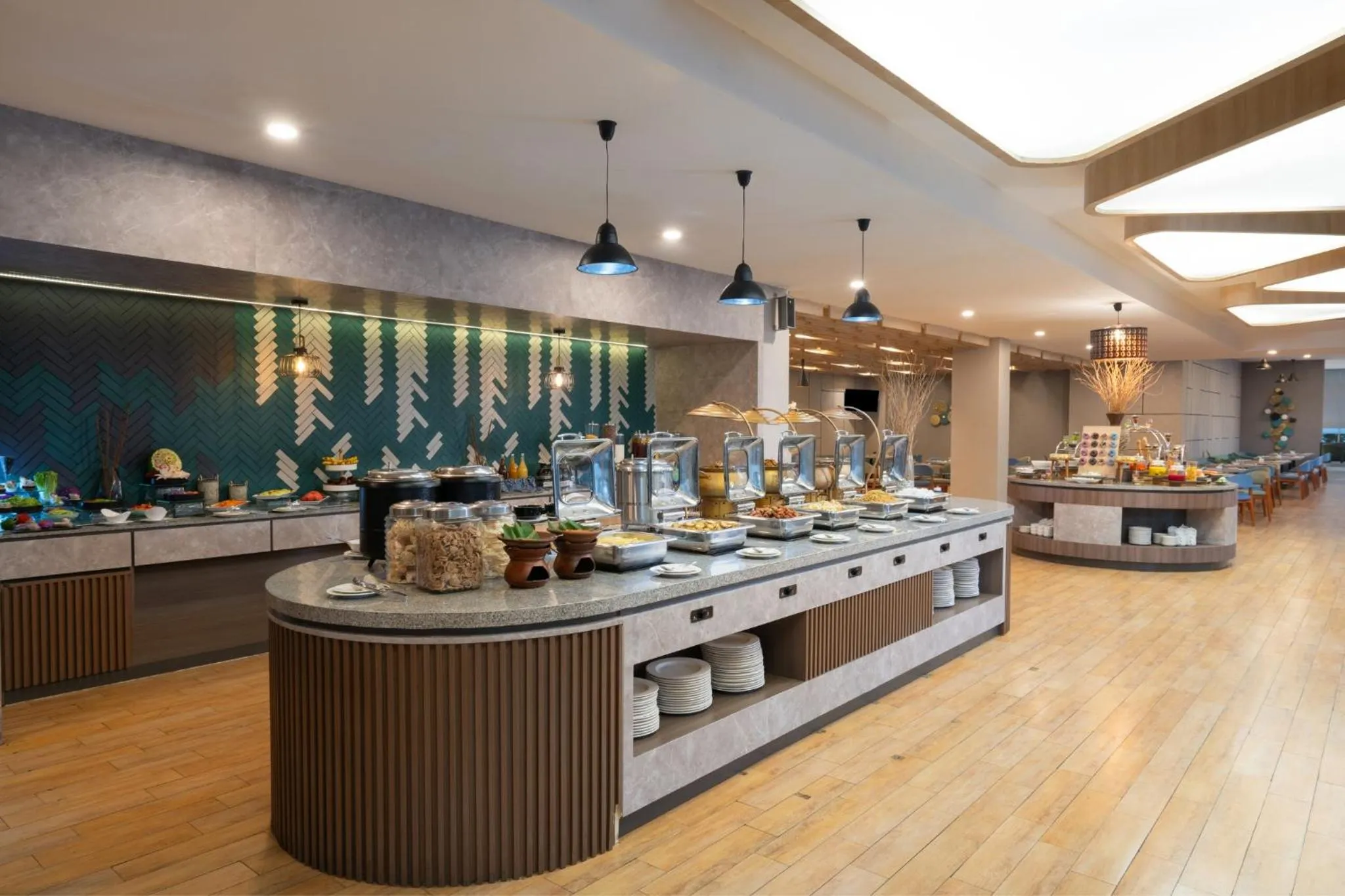 Restaurant/places to eat in favehotel Subang