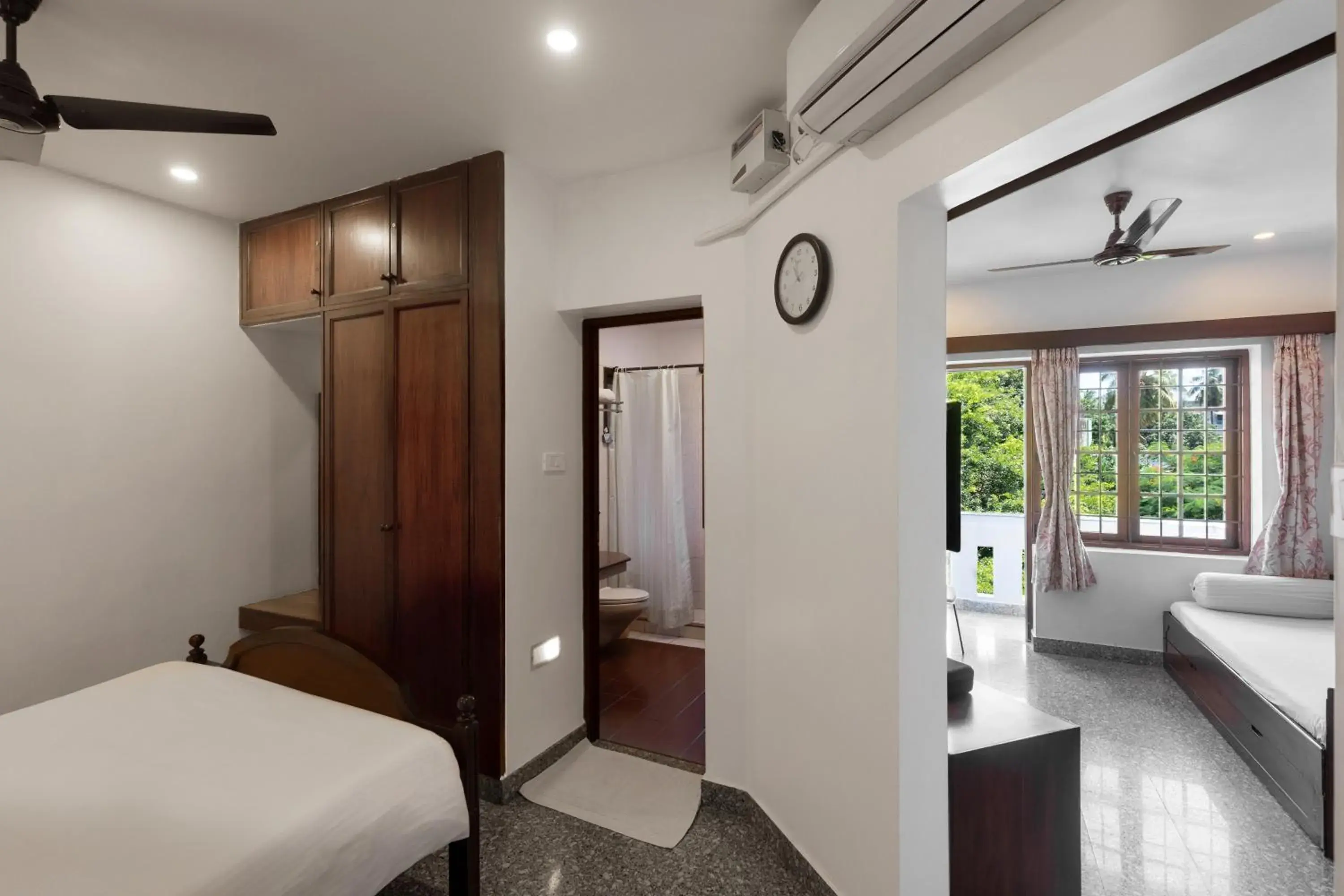 Executive Suite in Pondicherry Executive Inn Executive Suite in Pondicherry Executive Inn