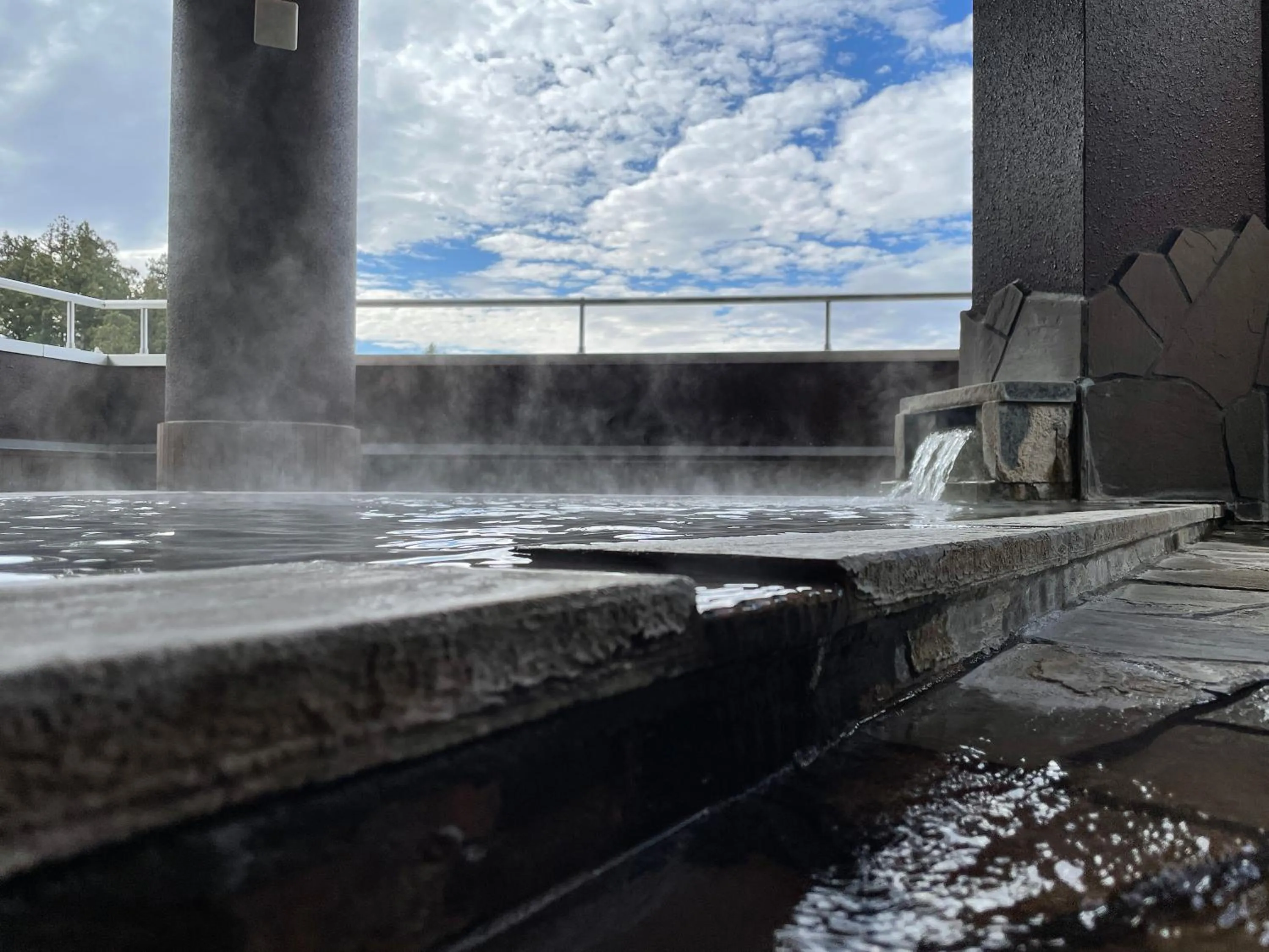 Hot Spring Bath in Hotel Omodaka