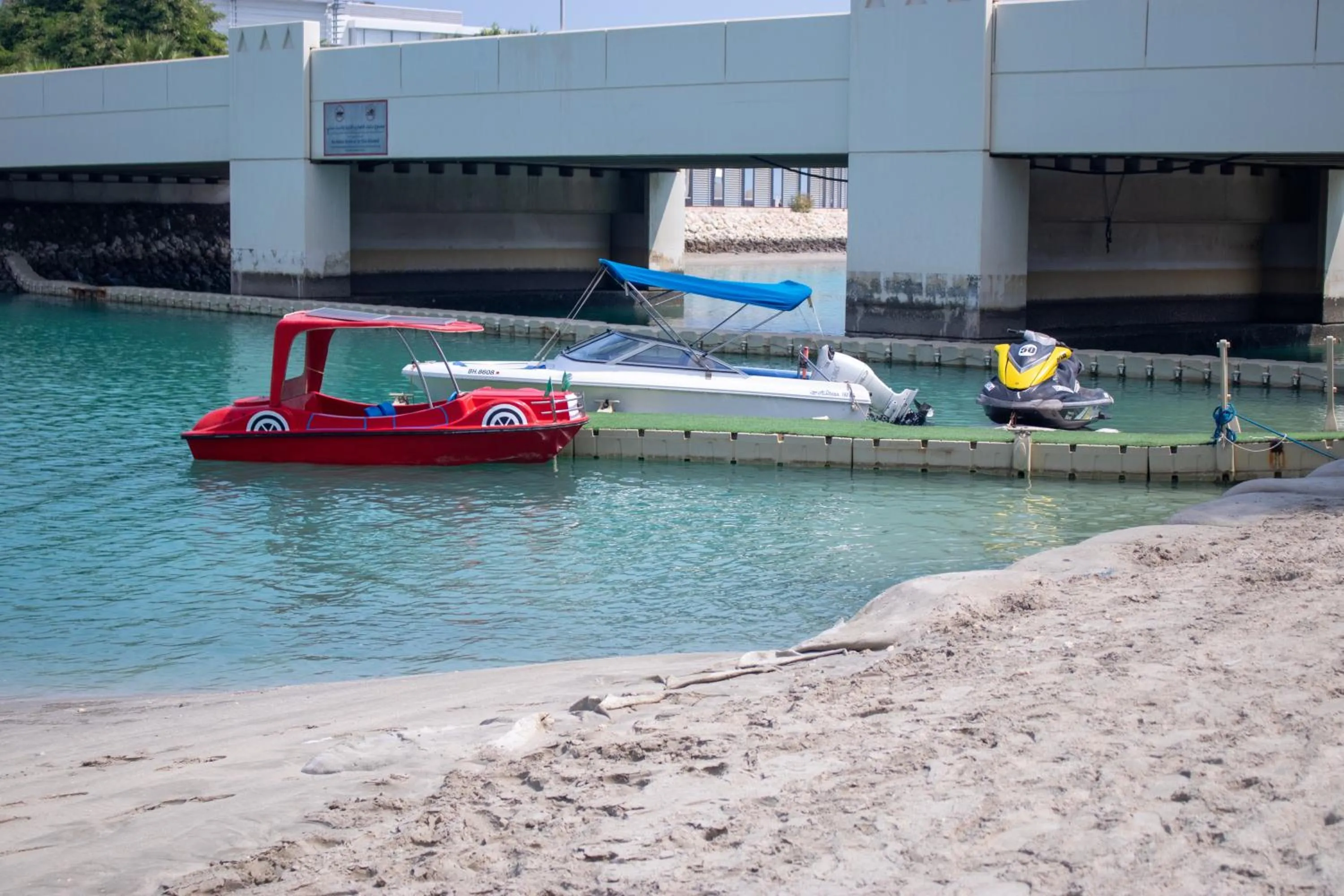 Property building in Dragon Beach Hotel