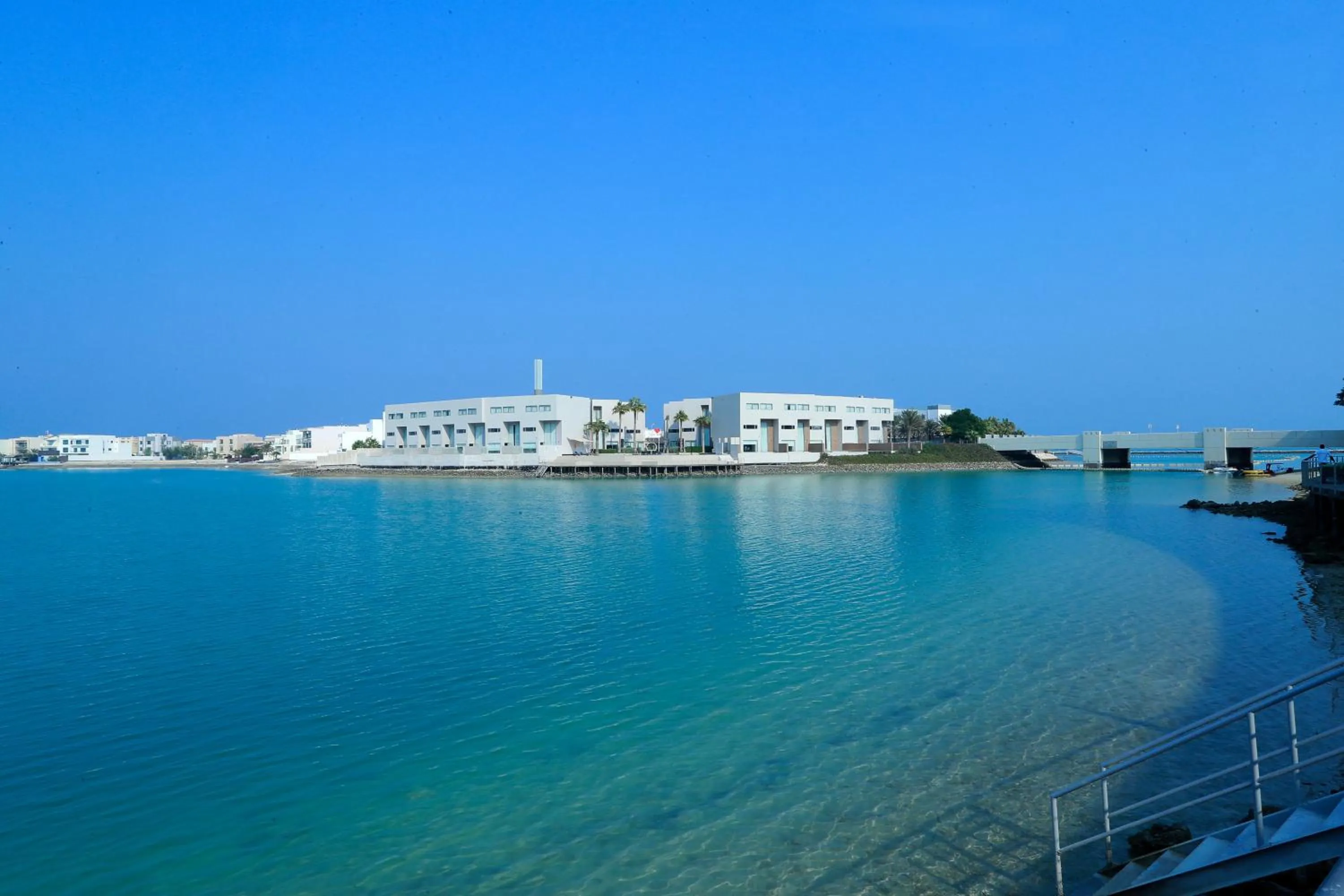 Beach in Dragon Beach Hotel