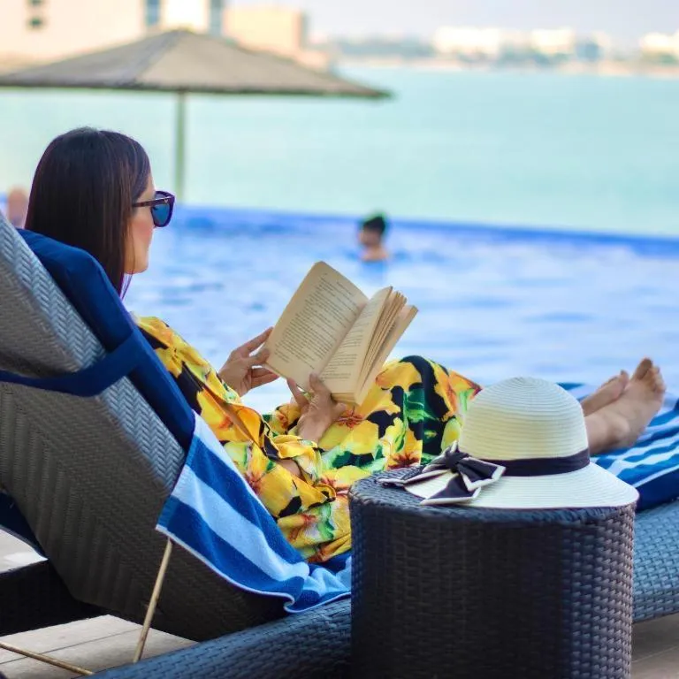 Beach in Dragon Beach Hotel