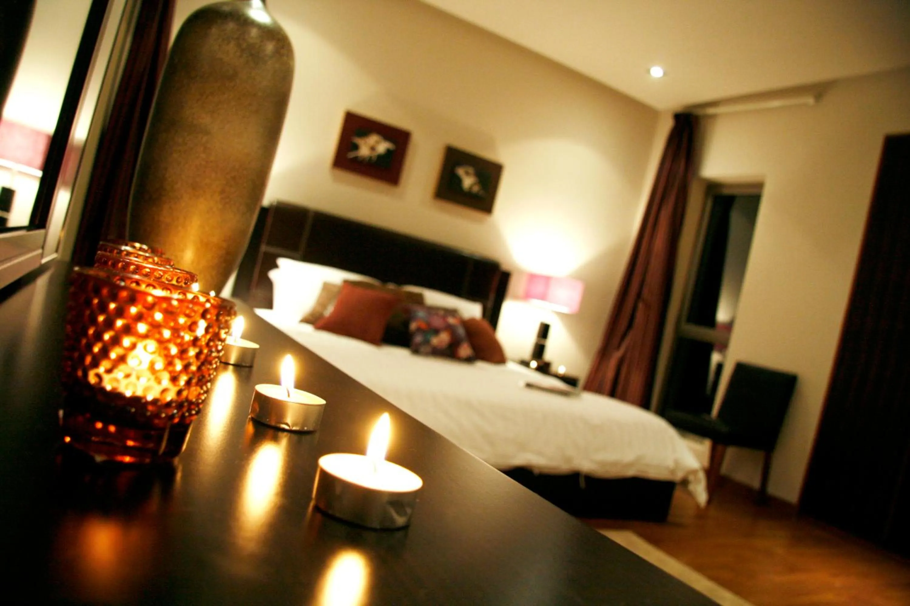 Bedroom, Bed in Dragon Beach Hotel