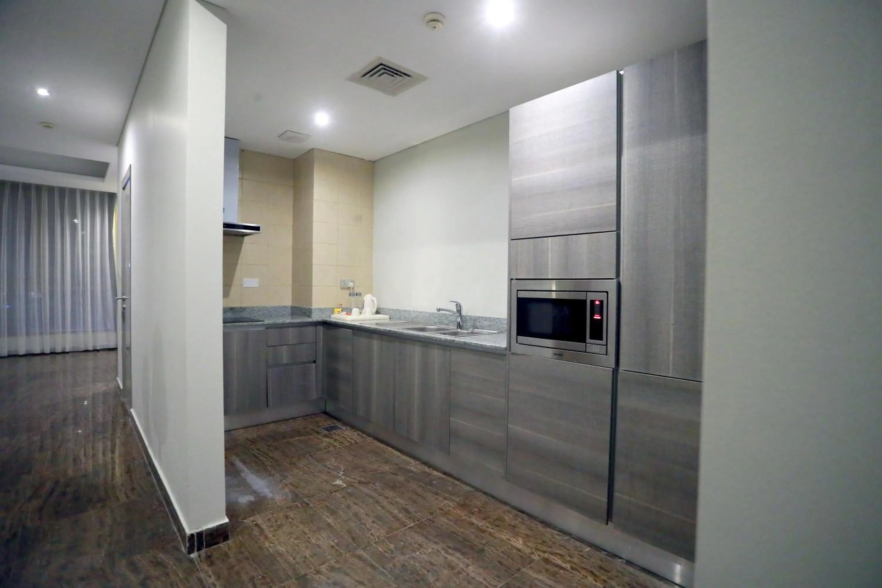 Kitchen or kitchenette in Dragon Beach Hotel