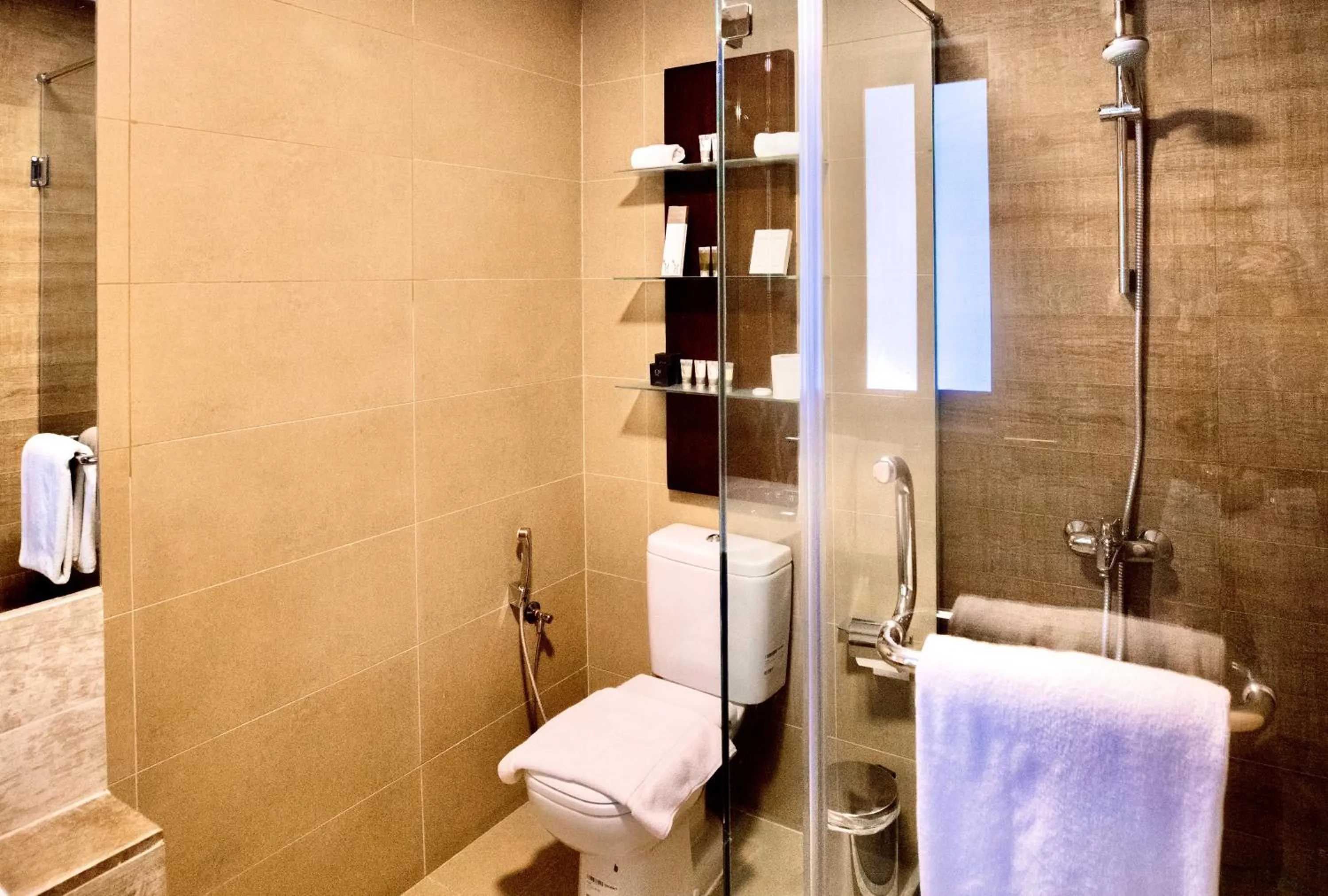 Bathroom in Dragon Beach Hotel