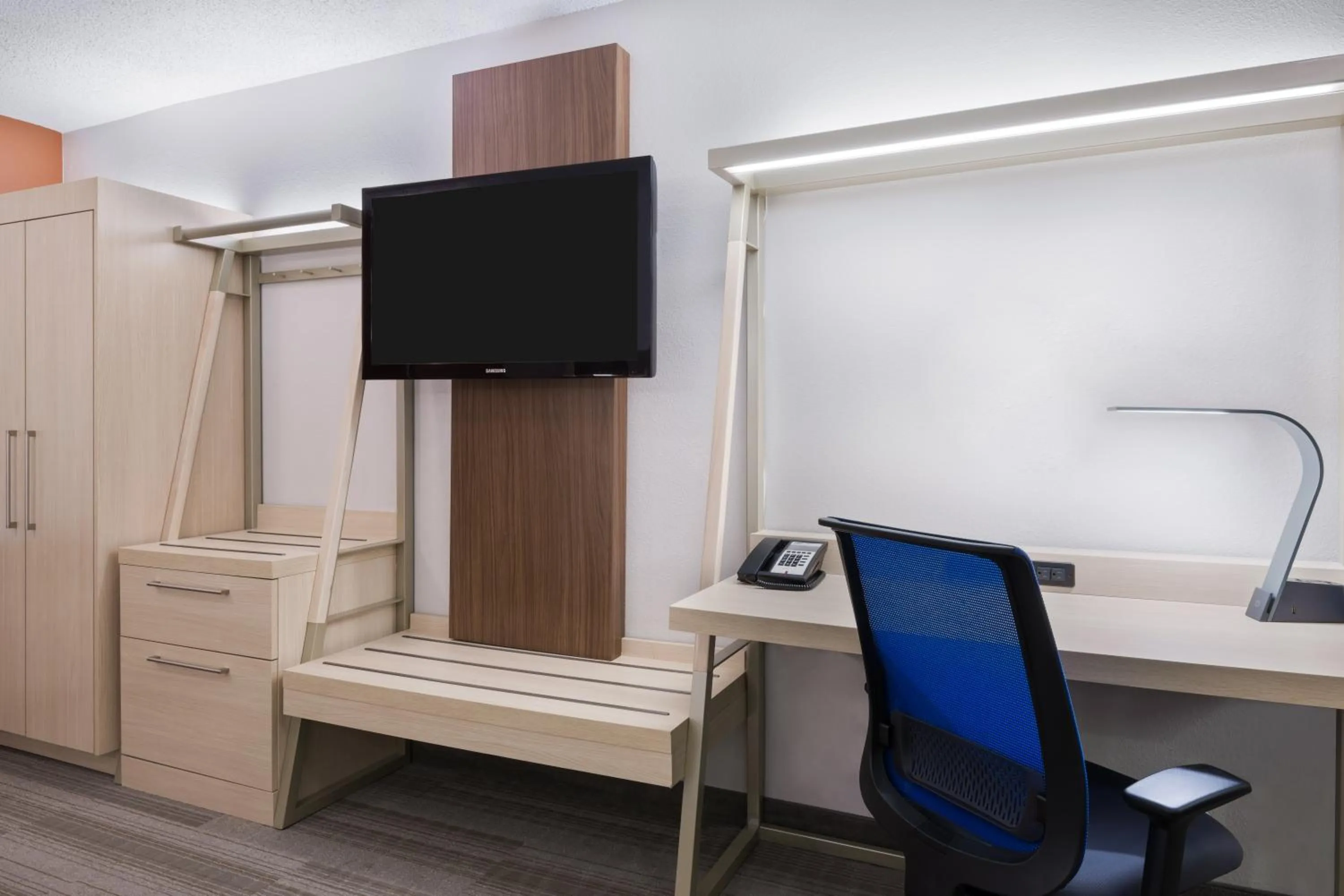 Bedroom in Holiday Inn Express & Suites - Nearest Universal Orlando by IHG