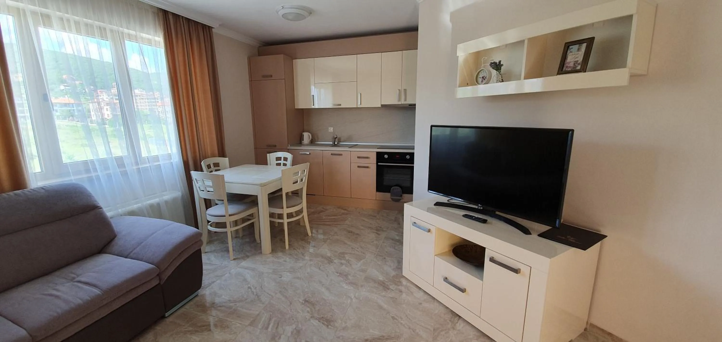 Apartment with Mountain View in VILLA FLORENCE Boutique Apart Hotel