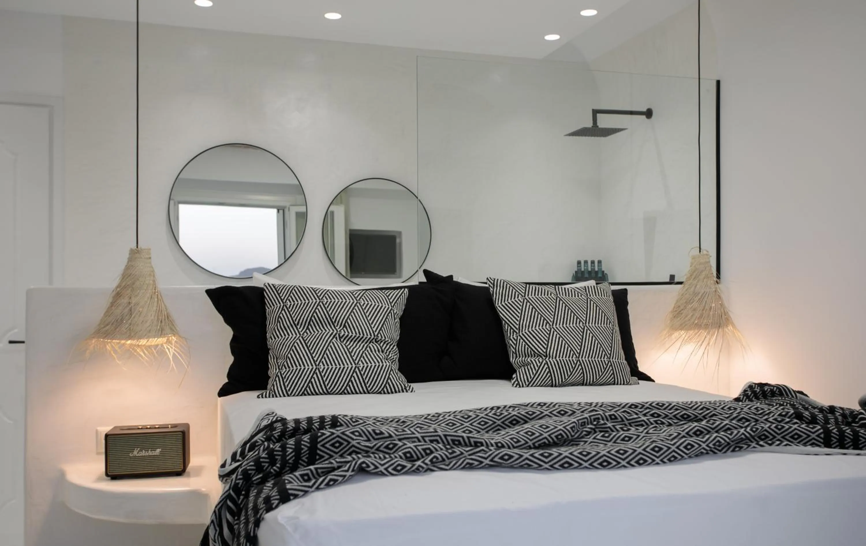 Bed in Iphimedeia Luxury Hotel & Suites