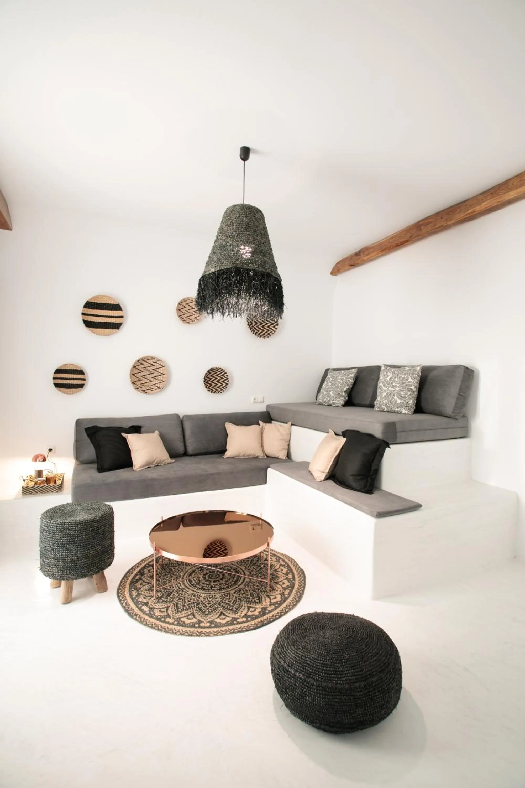 Iphimedeia Luxury Hotel & Suites