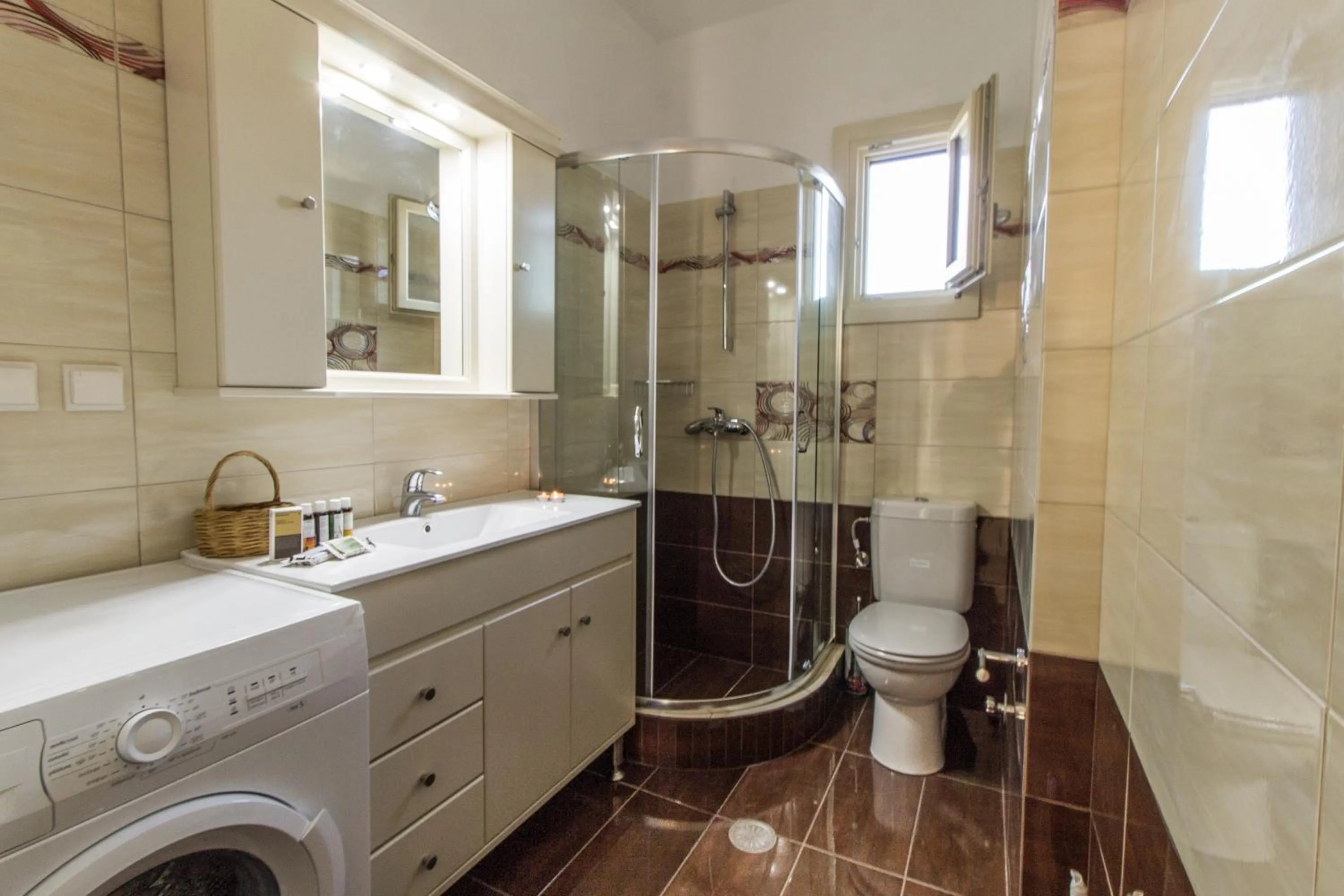 Bathroom in Iphimedeia Luxury Hotel & Suites