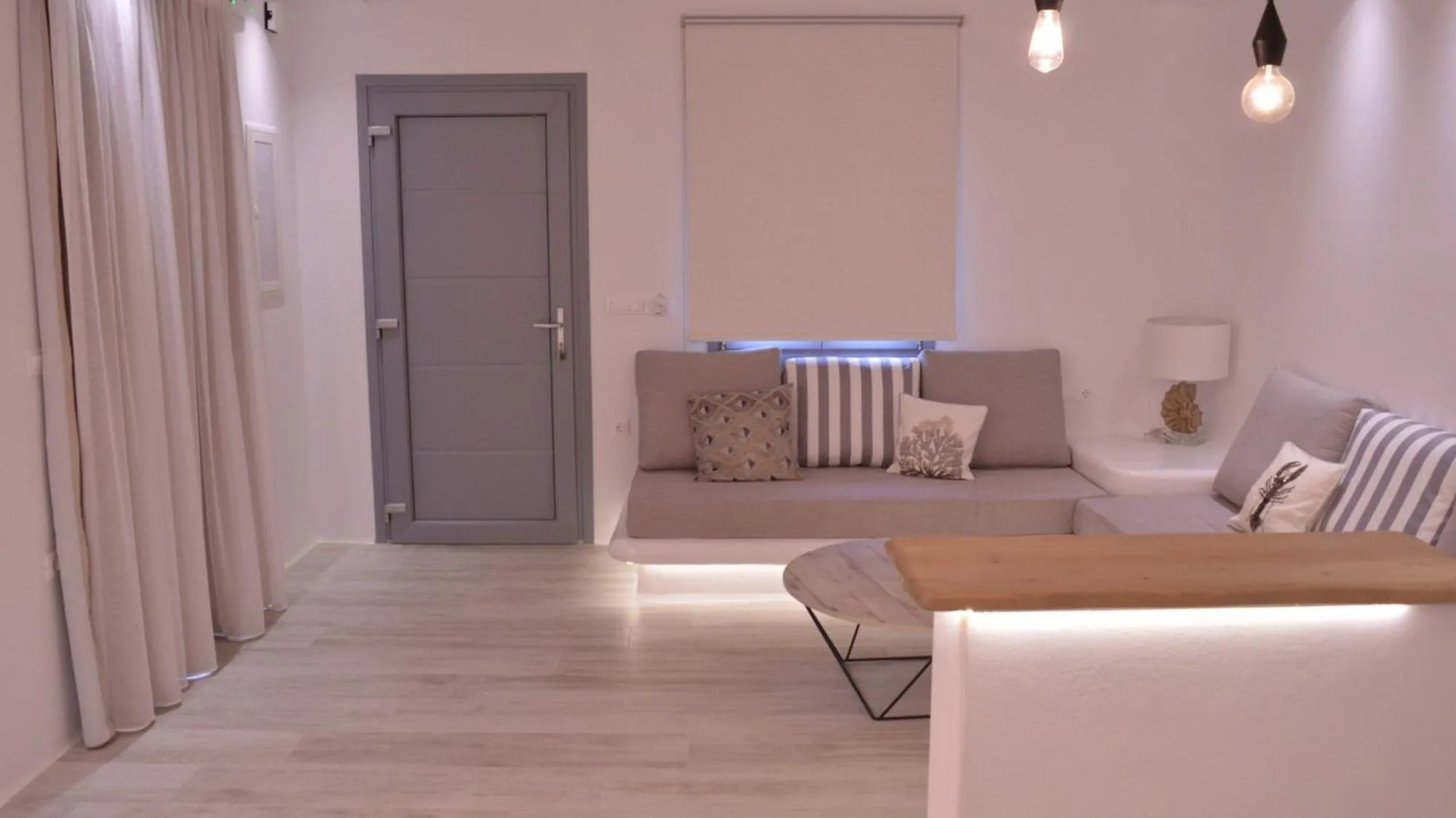 Iphimedeia Luxury Hotel & Suites