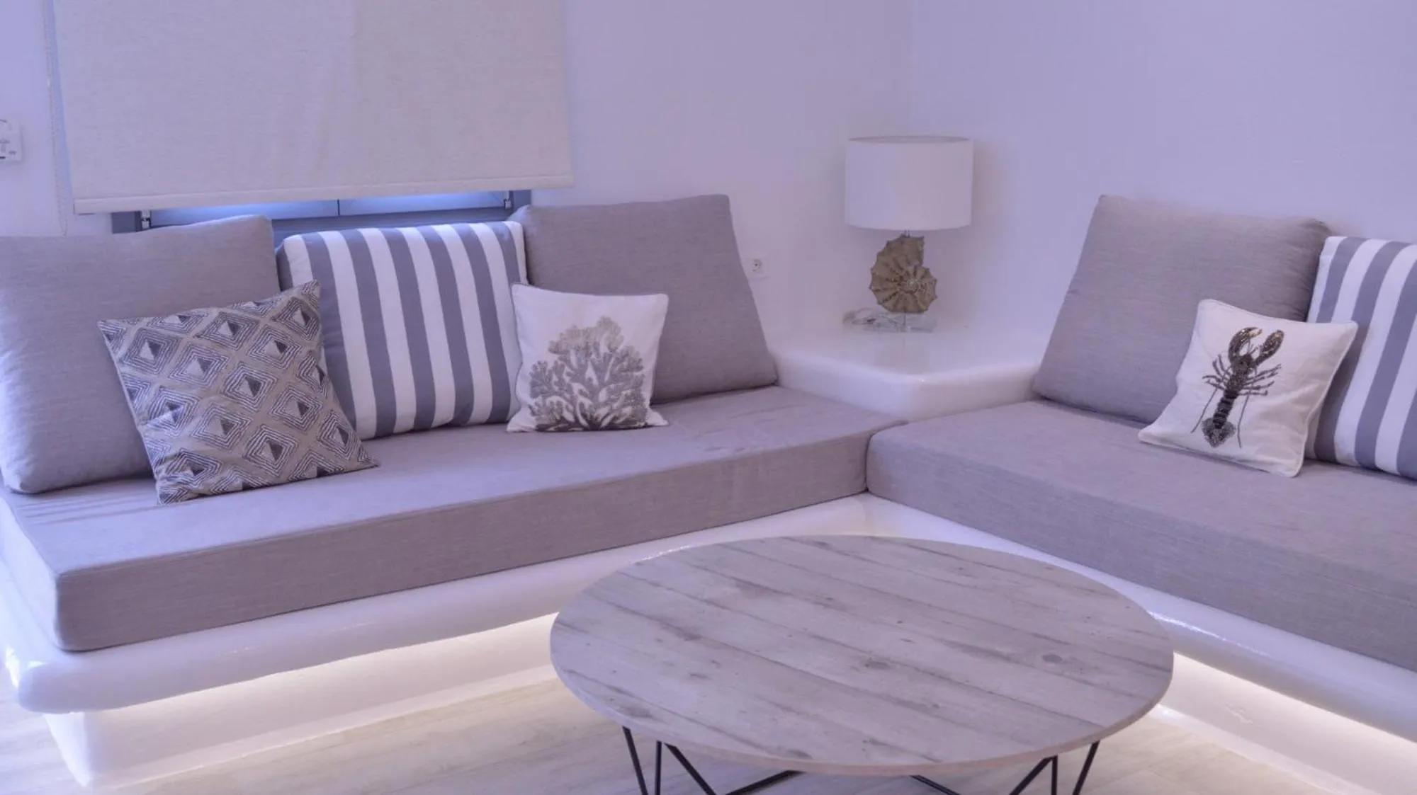 Iphimedeia Luxury Hotel & Suites