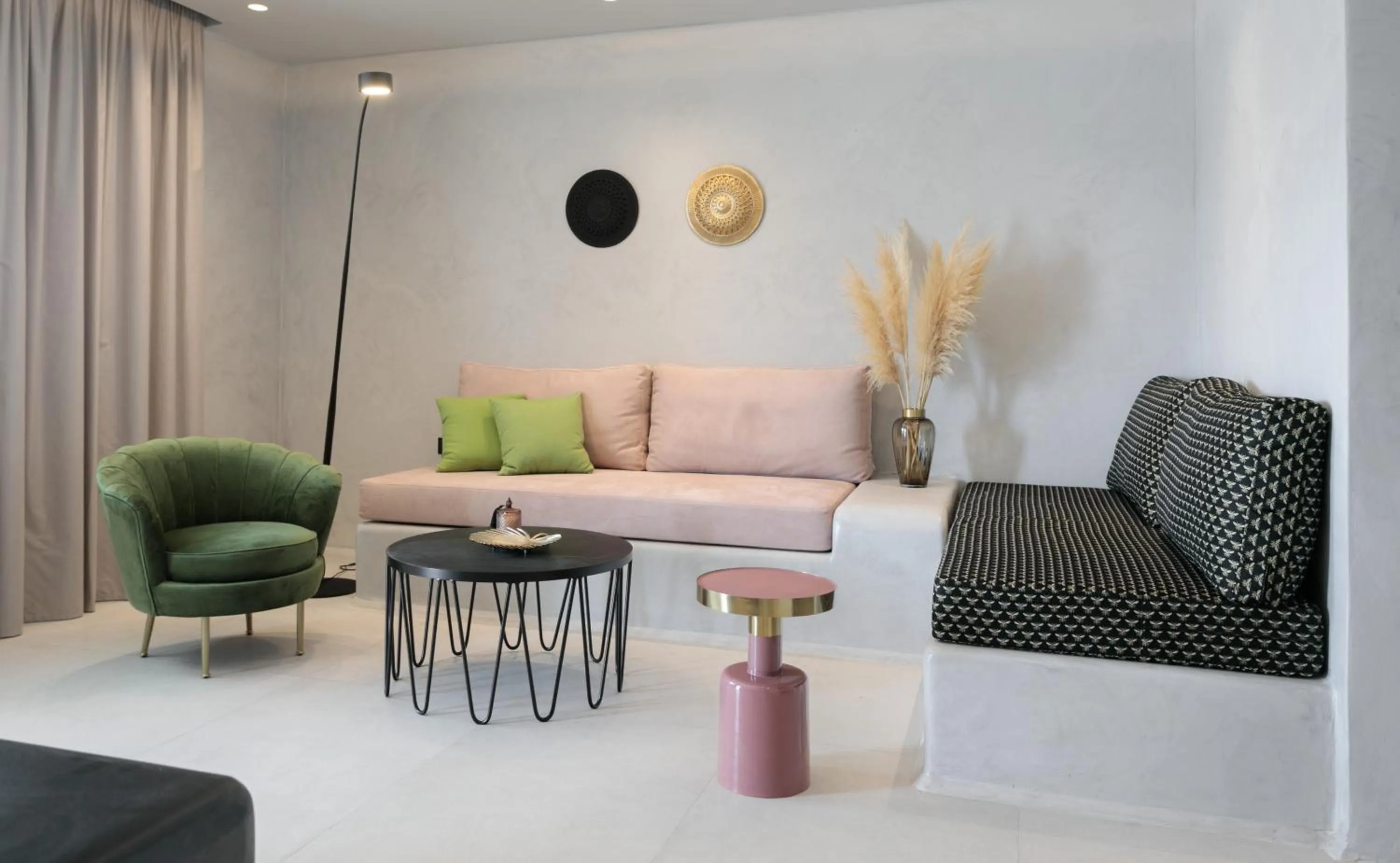 Iphimedeia Luxury Hotel & Suites