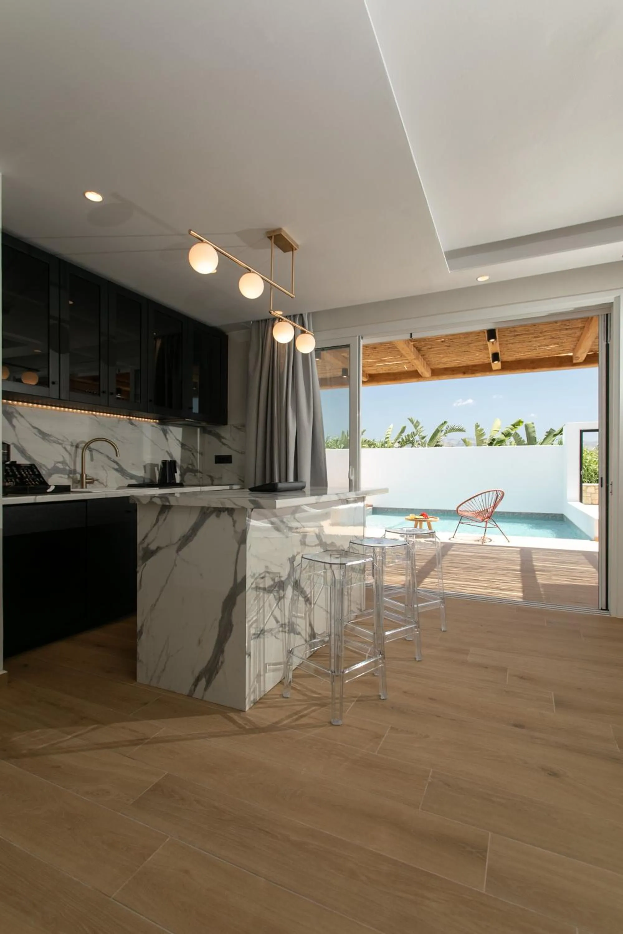 Iphimedeia Luxury Hotel & Suites