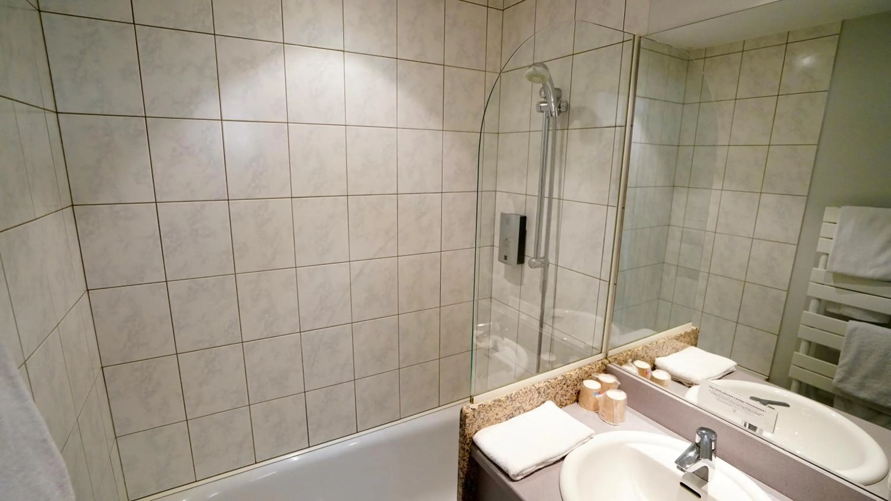 Logis Hôtel Relais de Vincey