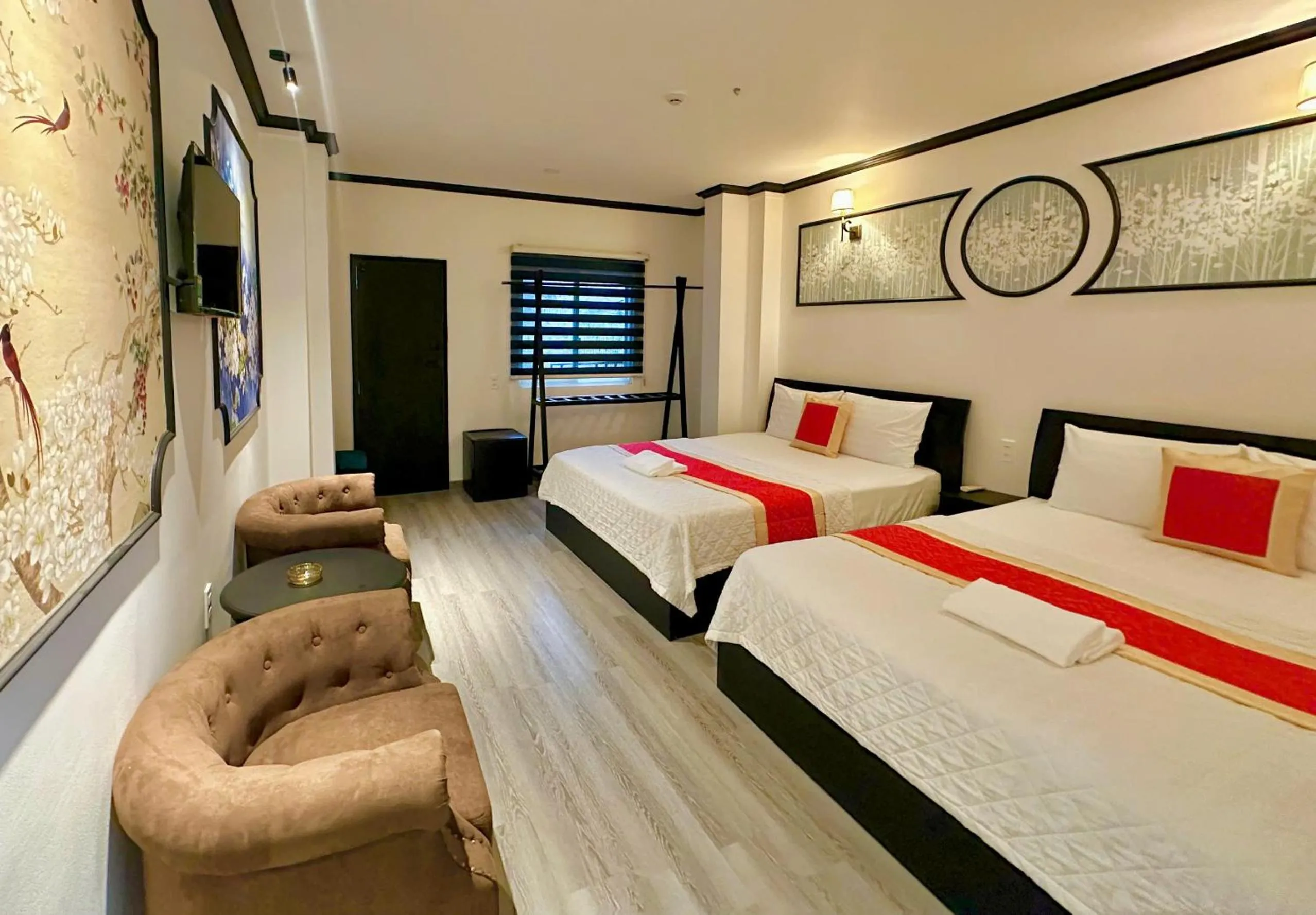 Bed in Phu Gia Hotel 193 Nguyen Thai Hoc