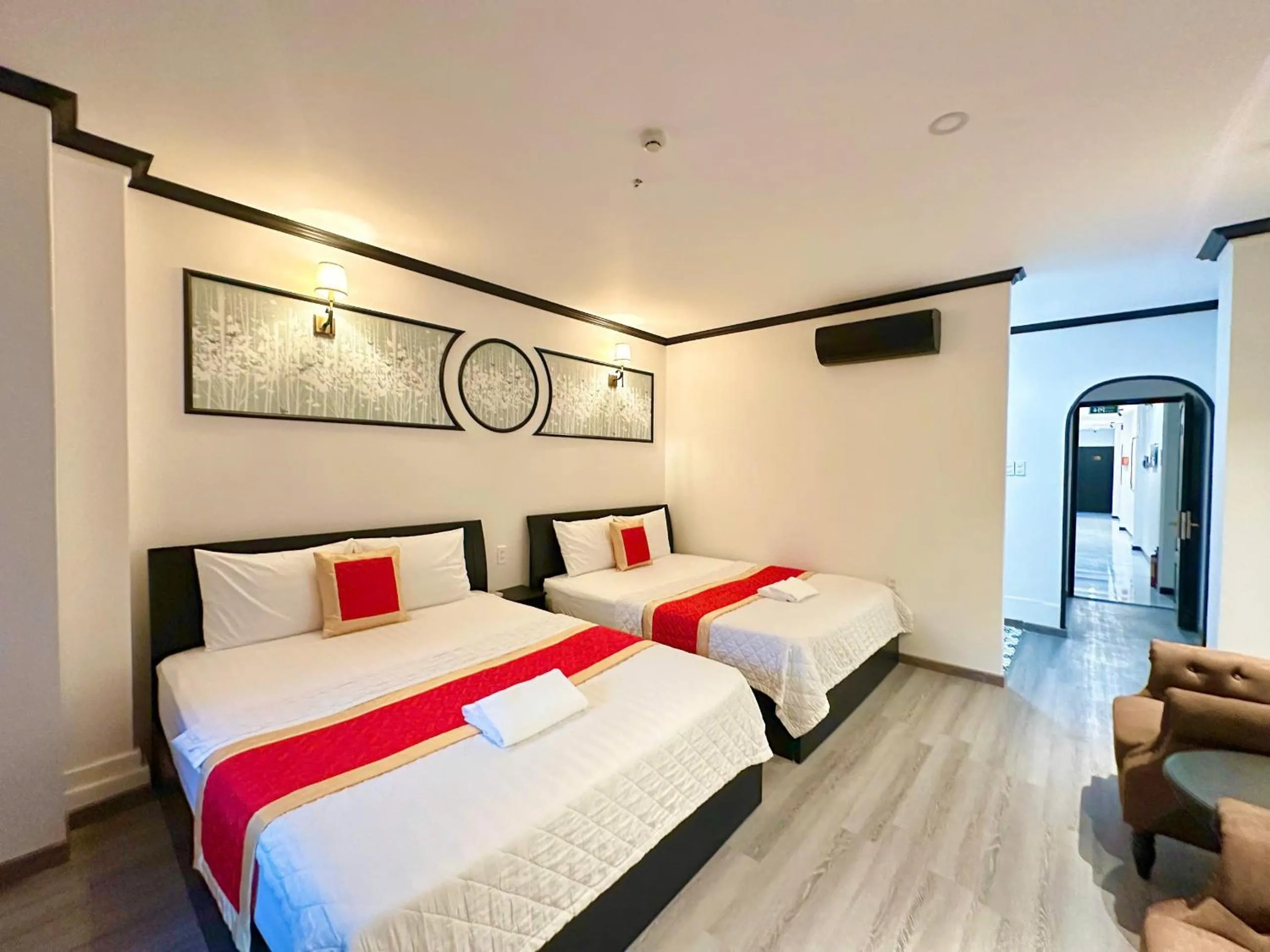 Bed in Phu Gia Hotel 193 Nguyen Thai Hoc