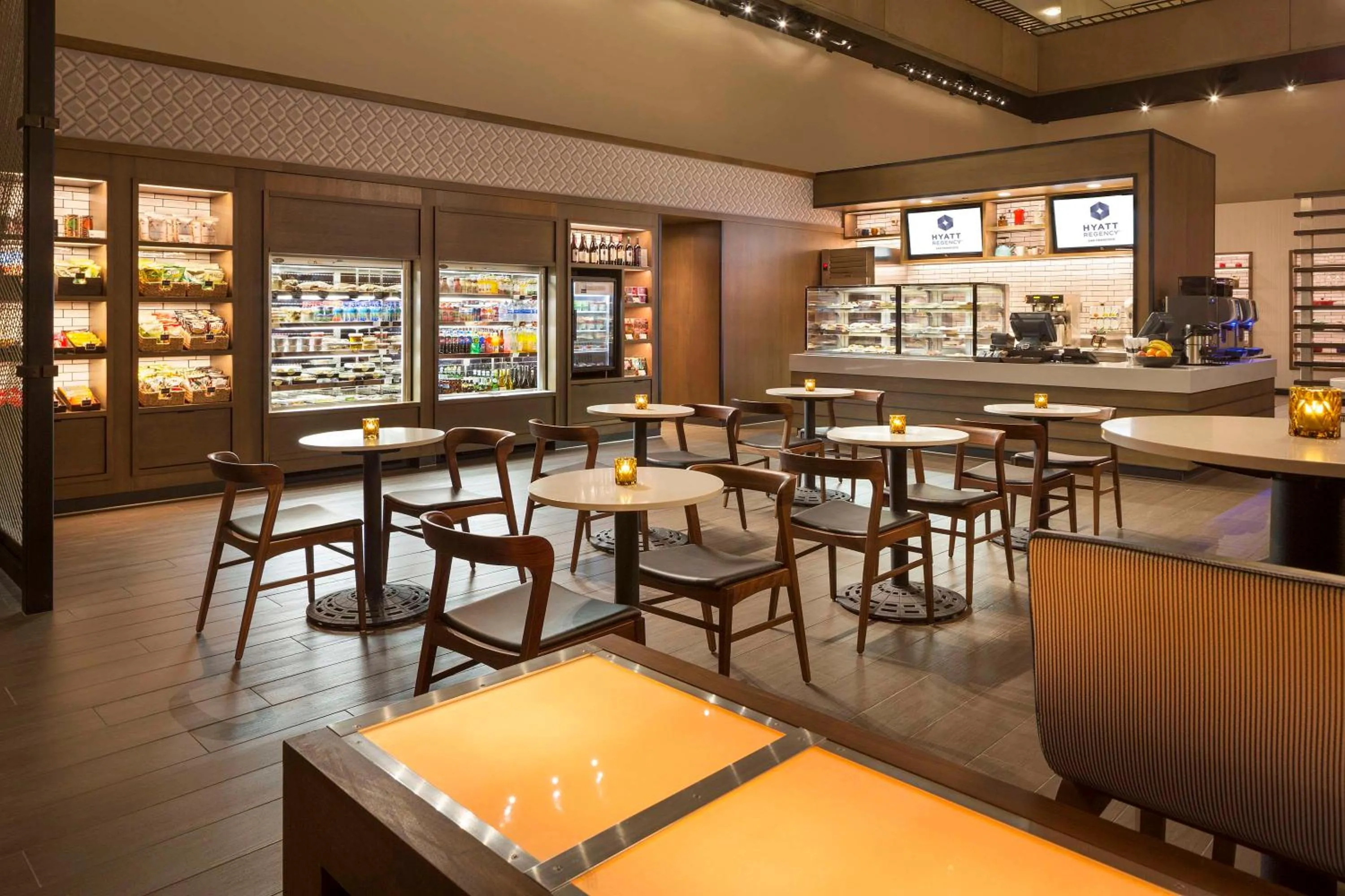 Restaurant/places to eat in Hyatt Regency San Francisco