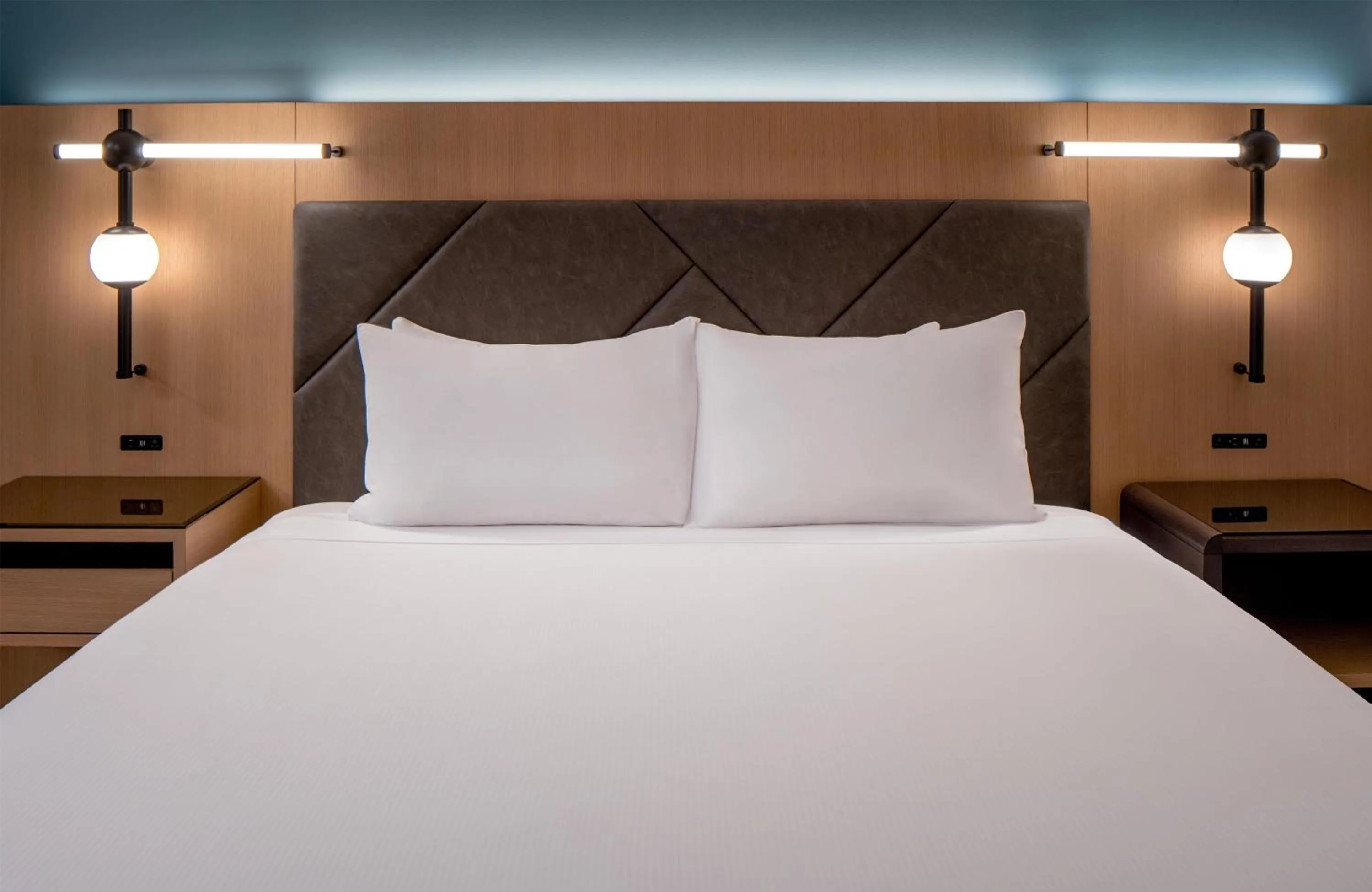 Bedroom, Bed in Hyatt Regency San Francisco