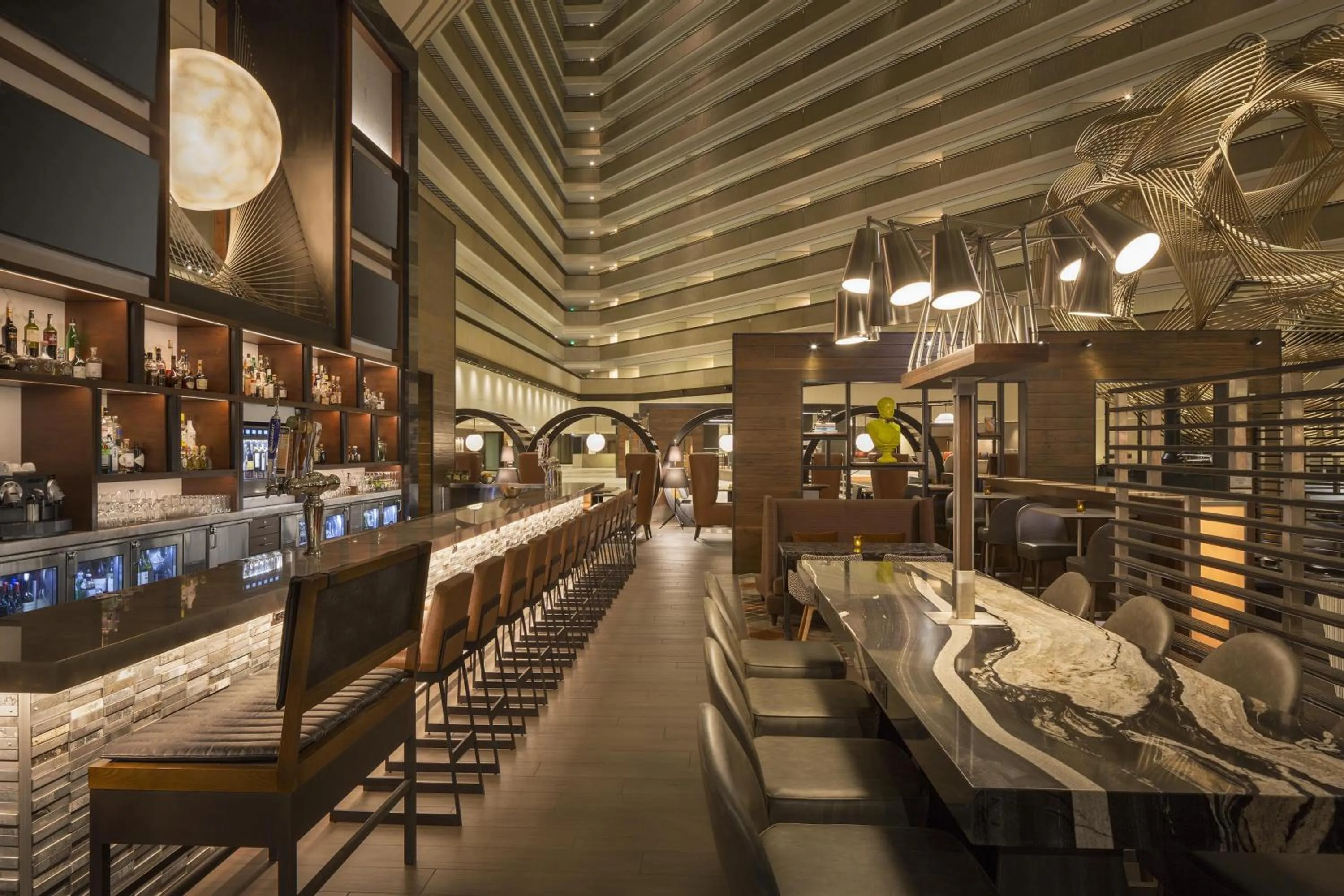 Lounge or bar in Hyatt Regency San Francisco