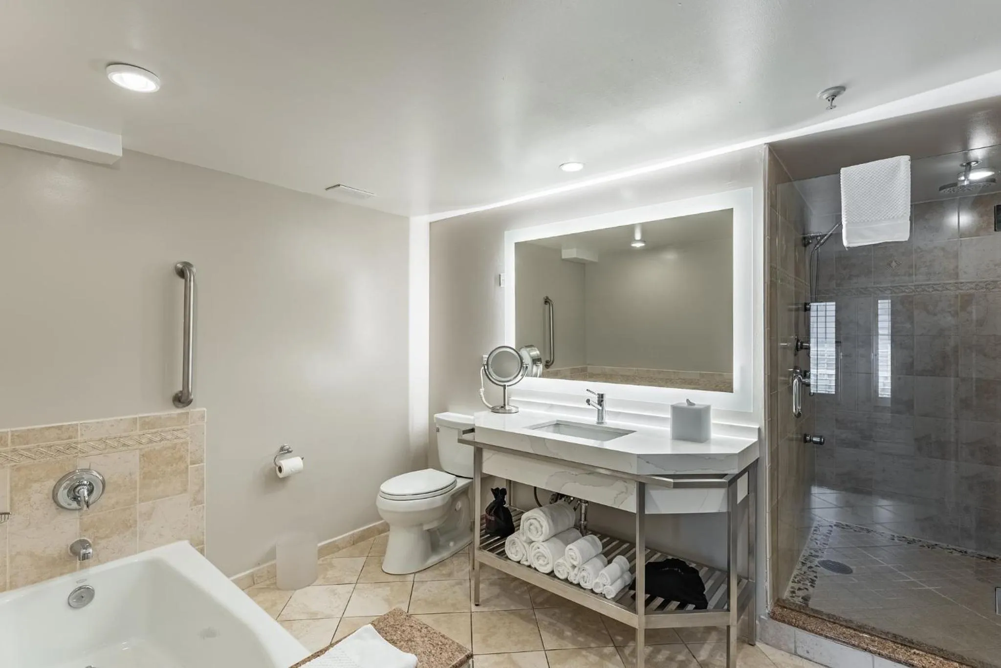 Bathroom in Crowne Plaza Orlando-Downtown by IHG