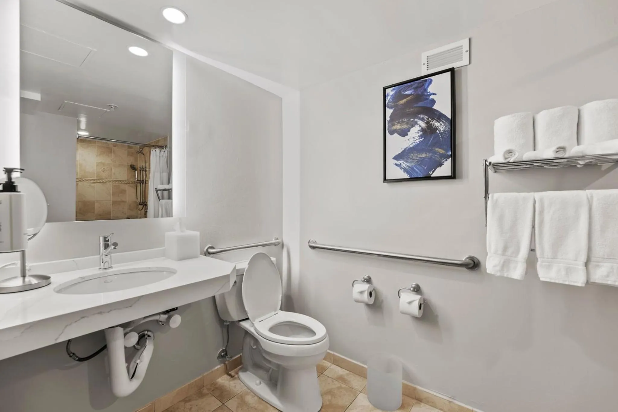 Bathroom in Crowne Plaza Orlando-Downtown by IHG