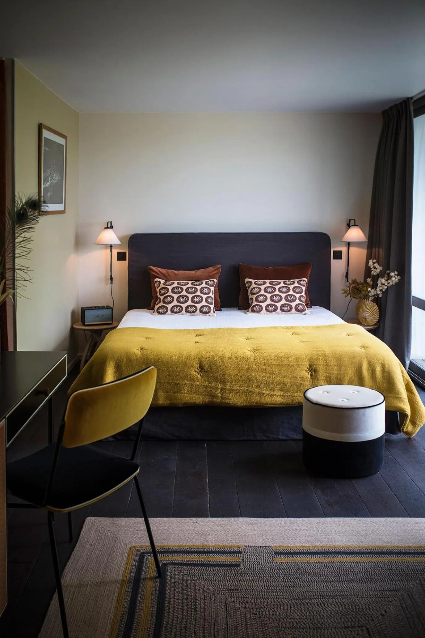 Balcony/Terrace, Bed in L'Auberge Basque-Relais & Châteaux