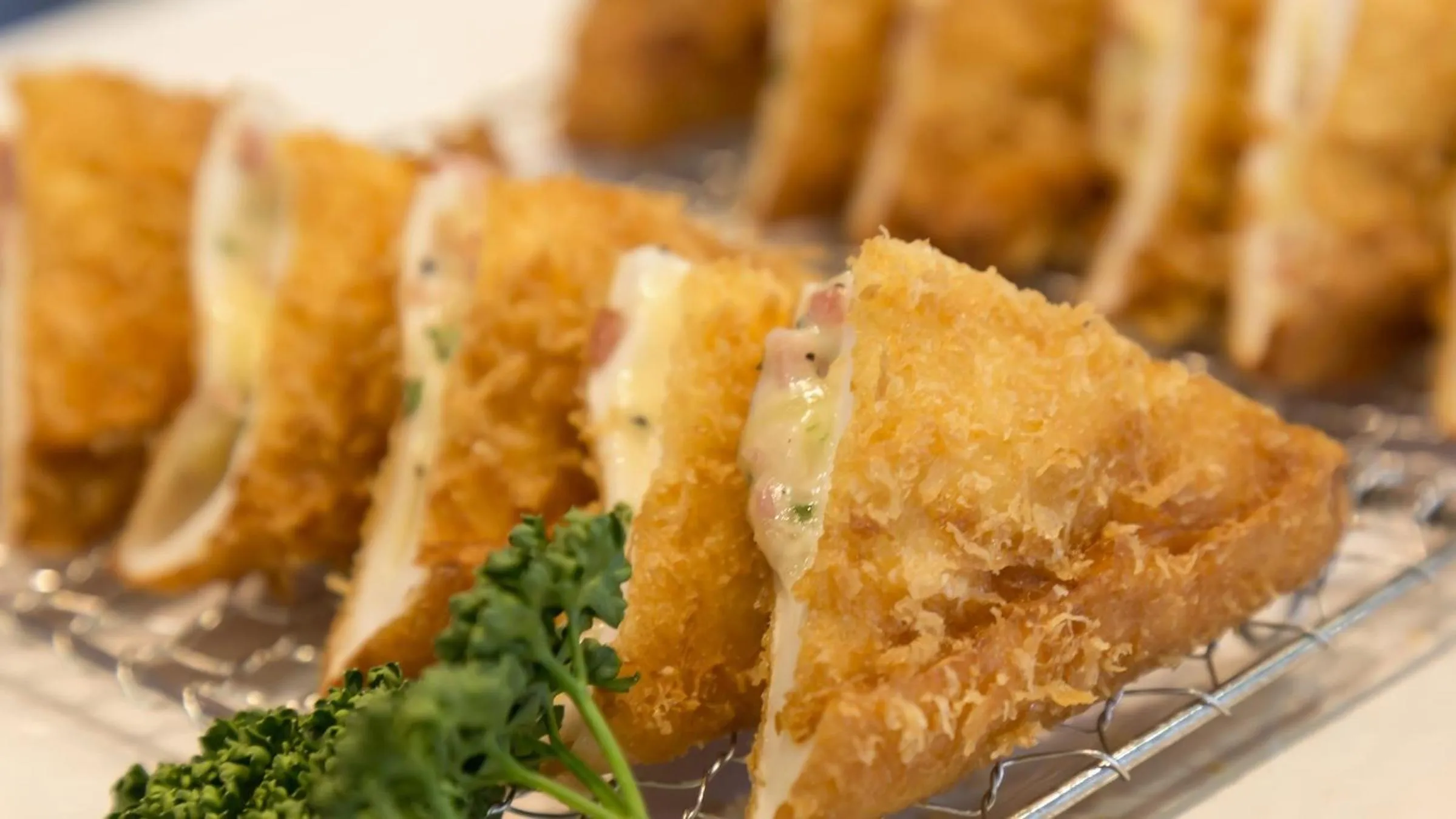 Food and drinks in Hotel Annex Inn