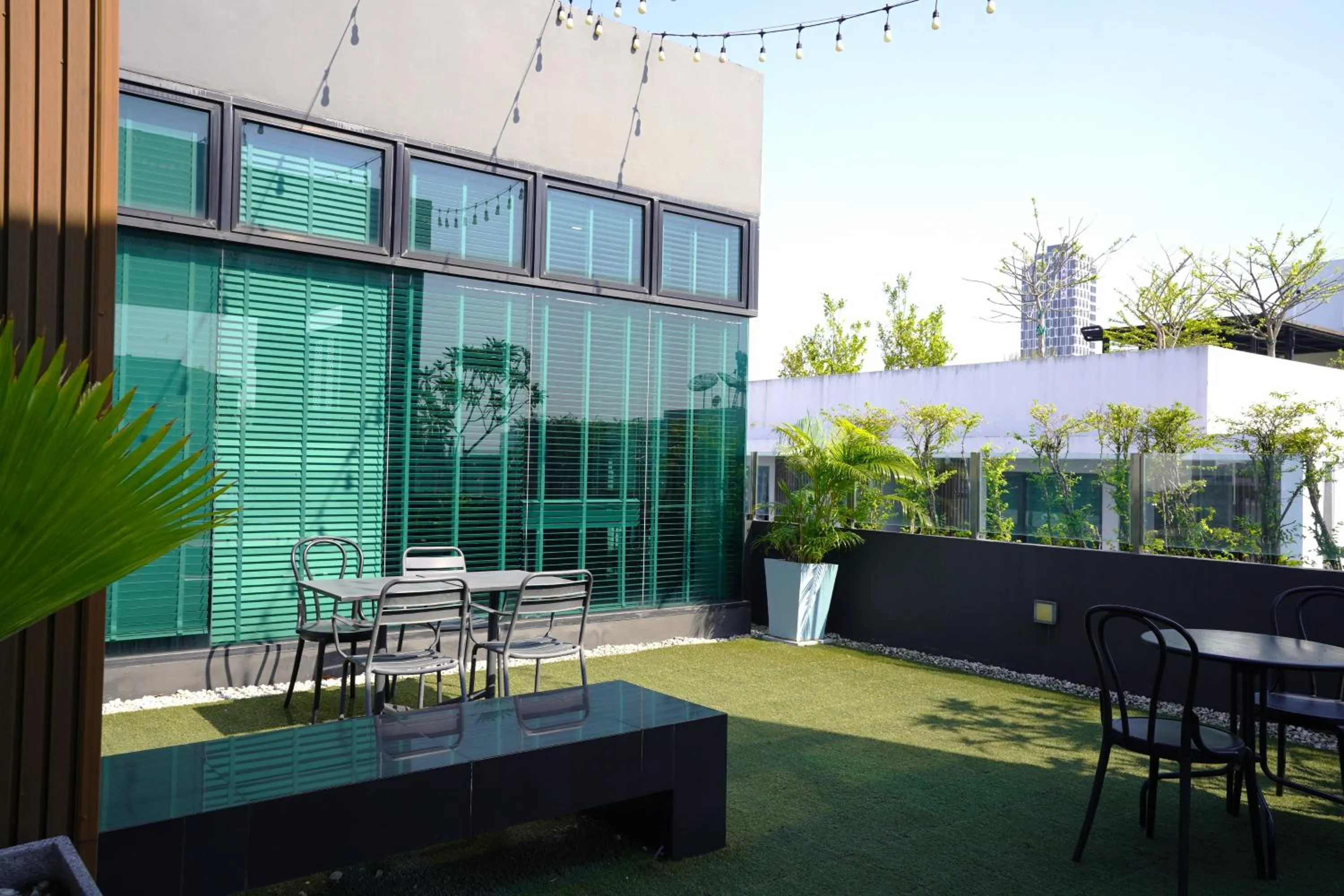 Restaurant/places to eat in Kokotel Bangkok Sukhumvit 50