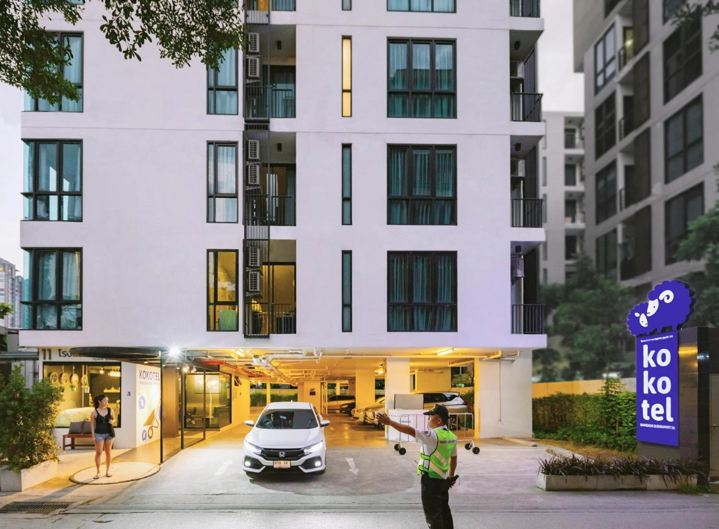 Property building in Kokotel Bangkok Sukhumvit 50