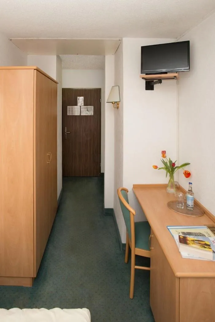 Photo of the whole room in Gornergrat Dorf Hotel