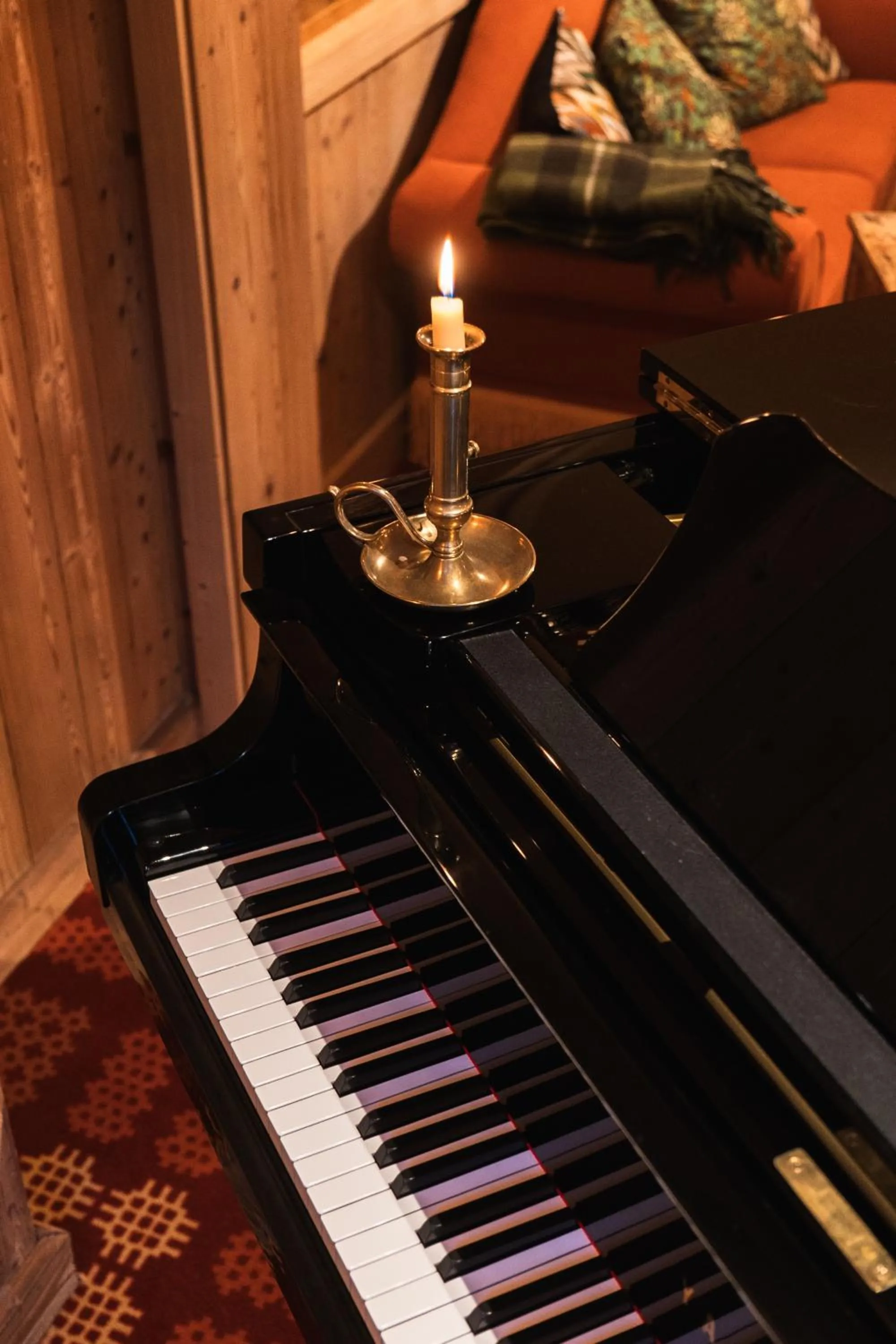 Lounge or bar in Hôtel Saint-Georges Relais & Châteaux