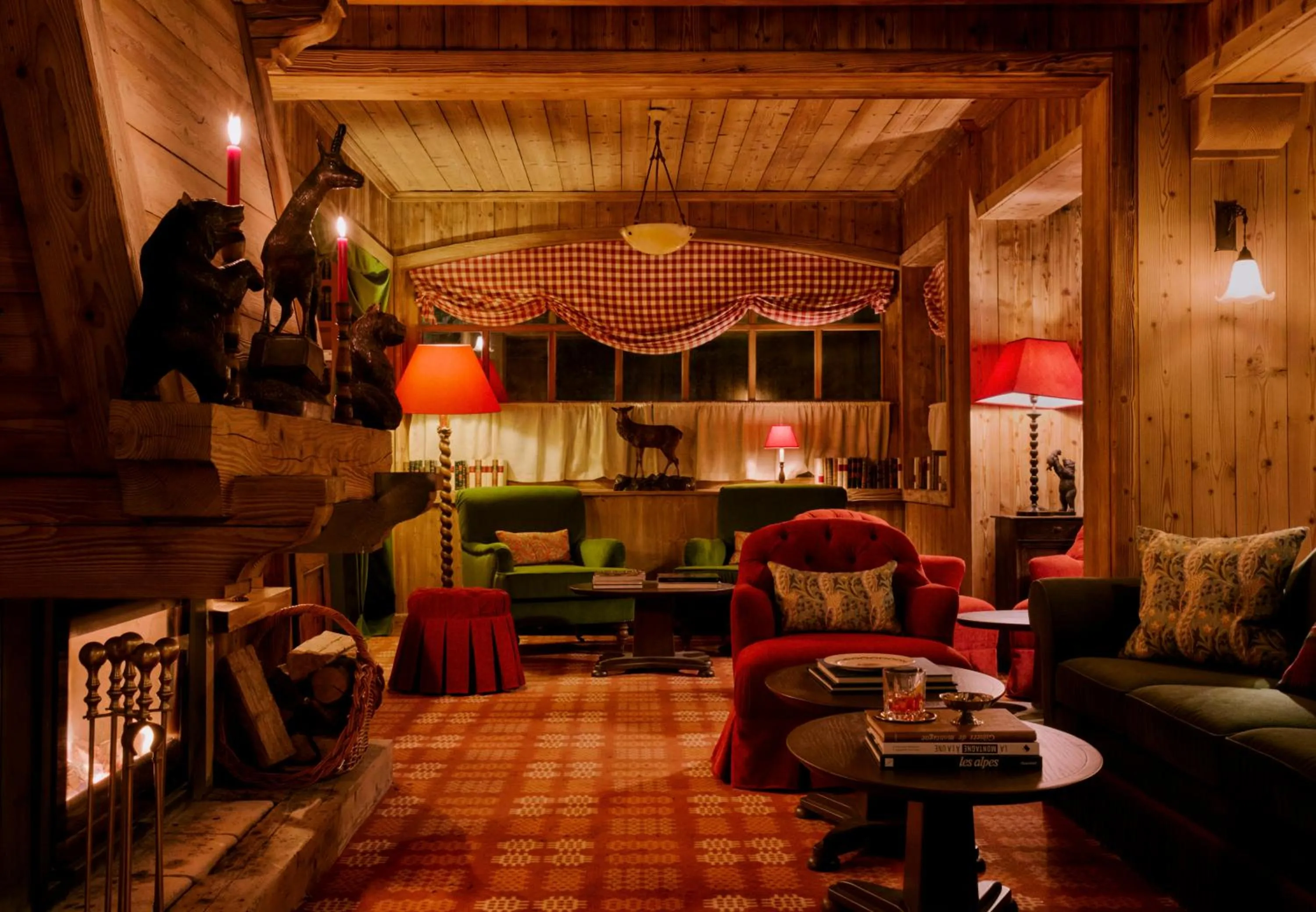 Living room in Hôtel Saint-Georges Relais & Châteaux