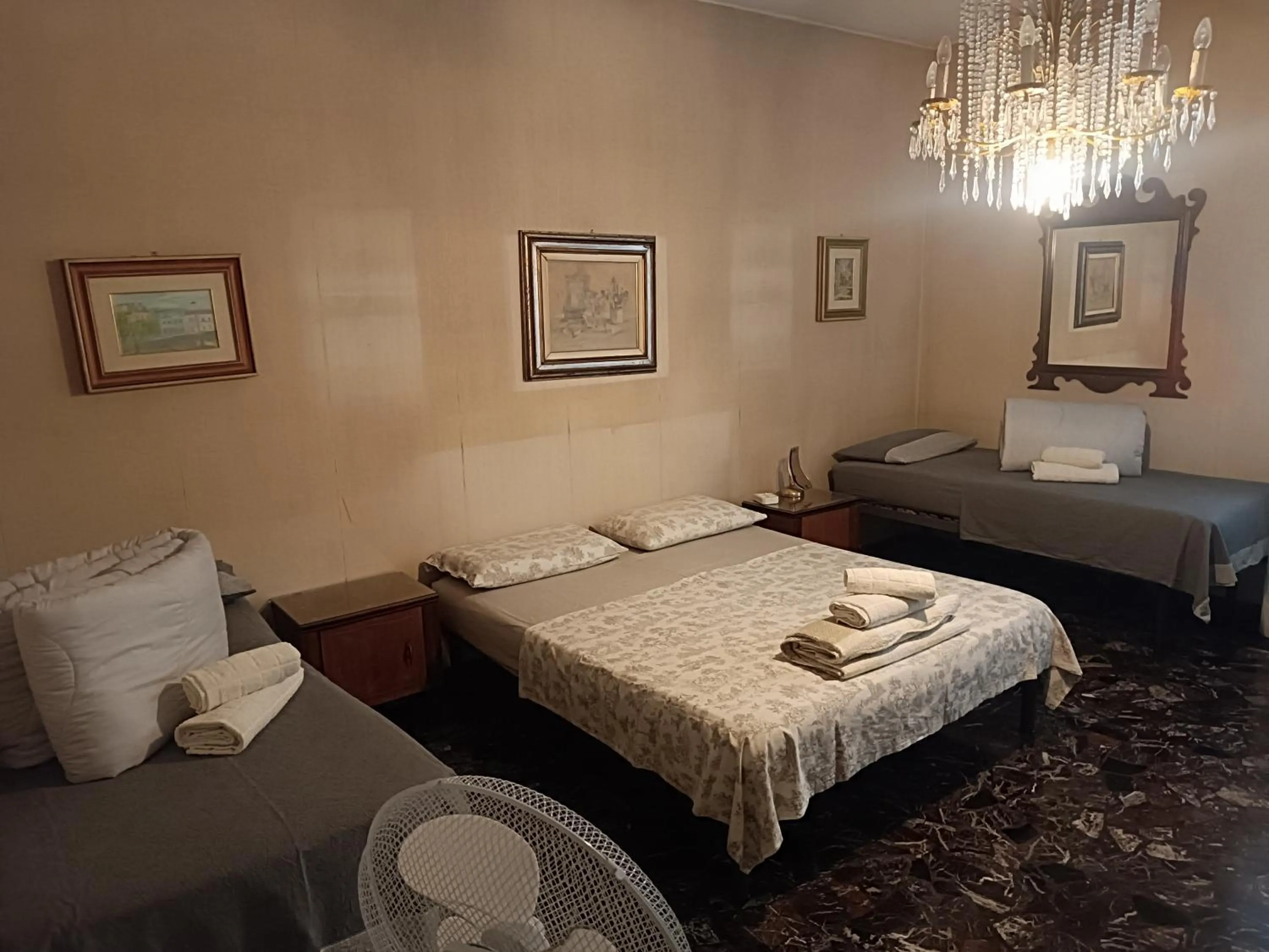 Bed in Affittacamere Pratello 97