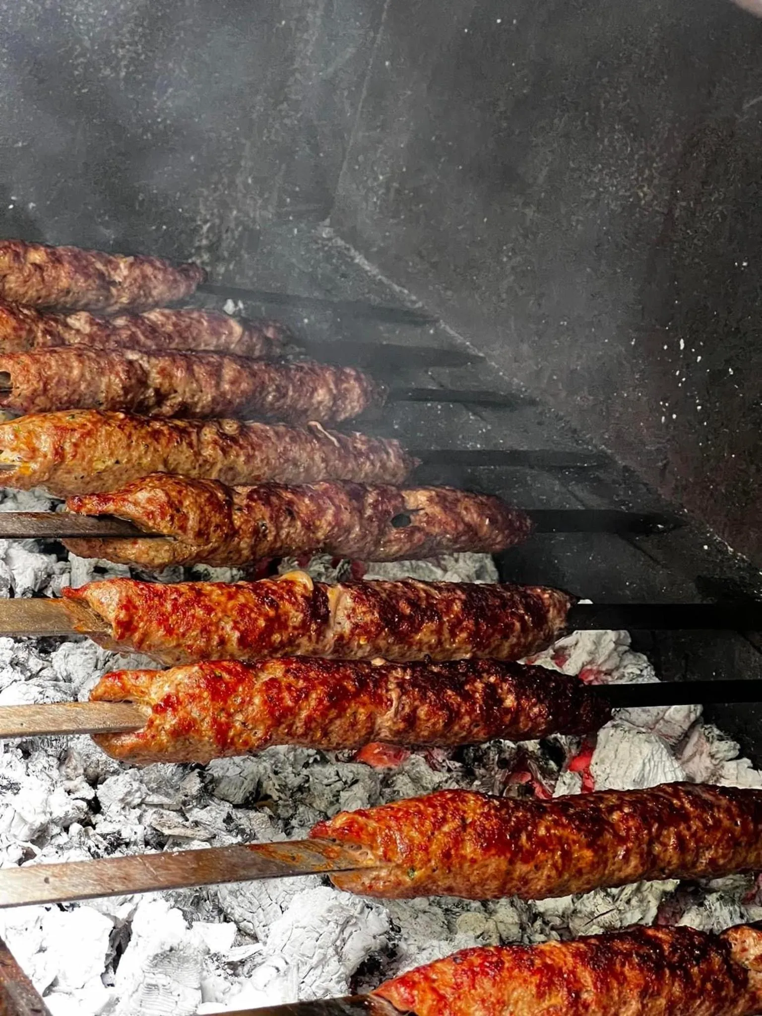 Restaurant/places to eat in GNS Hotel