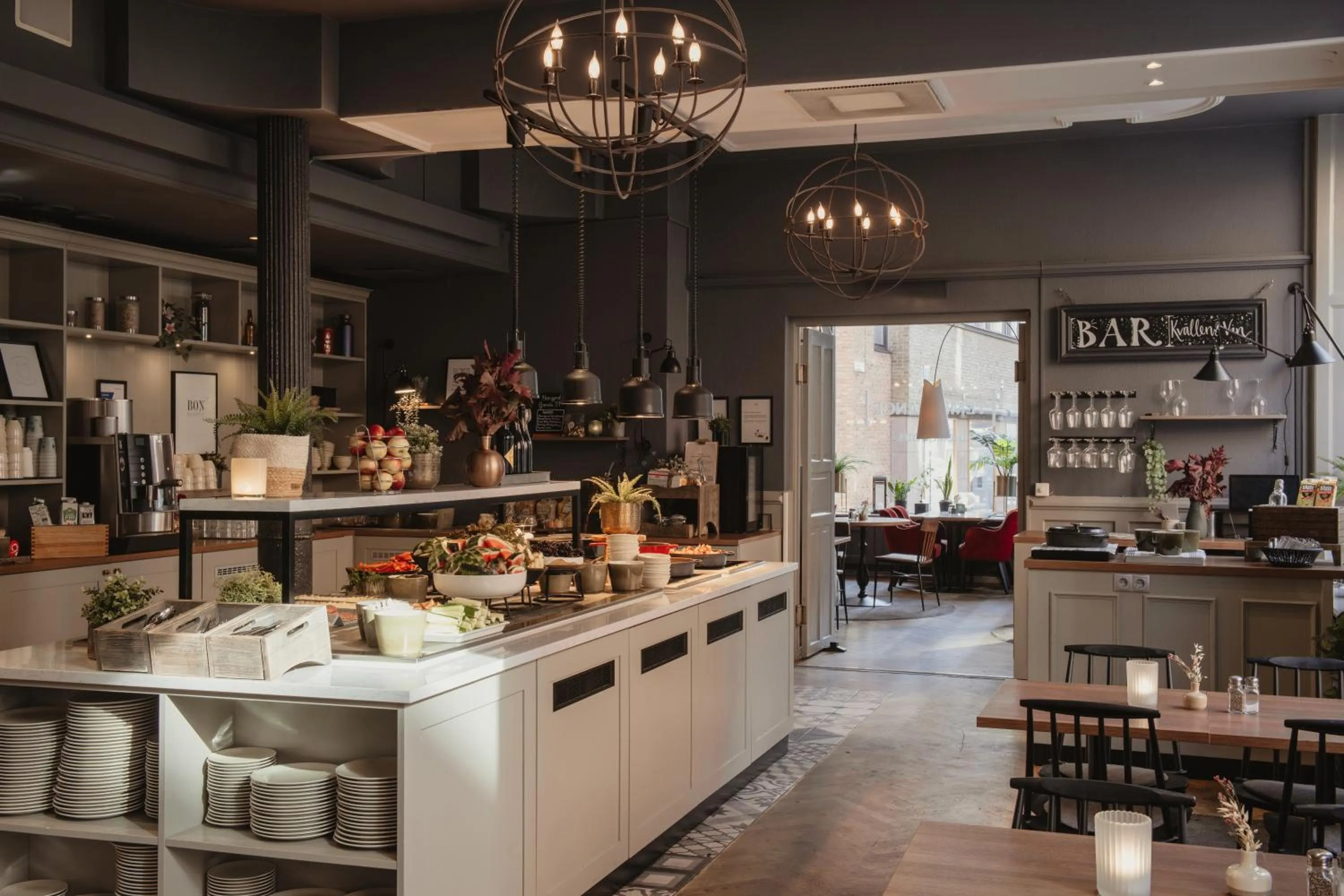 Buffet breakfast in Home Hotel Temperance