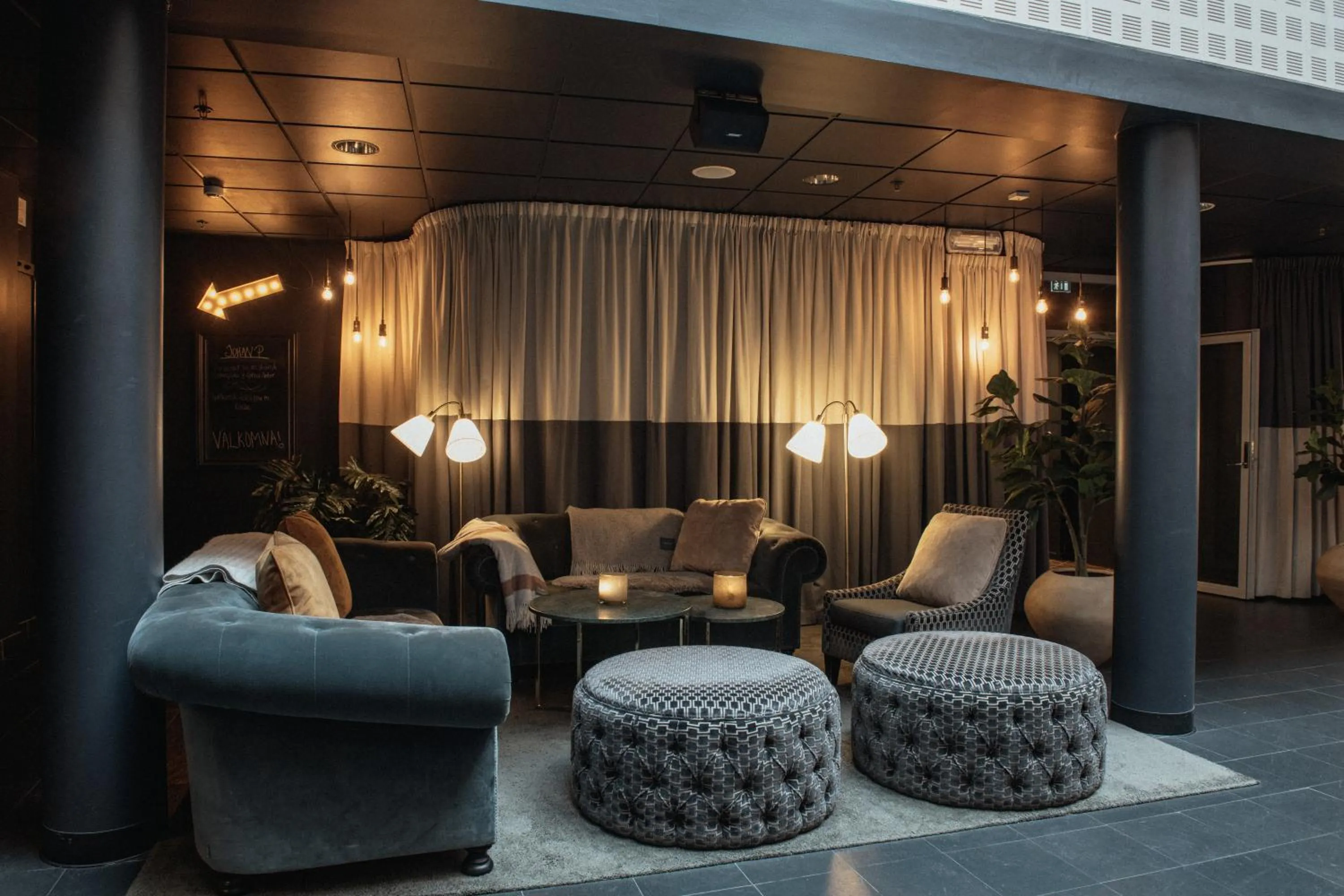 Seating area in Home Hotel Temperance