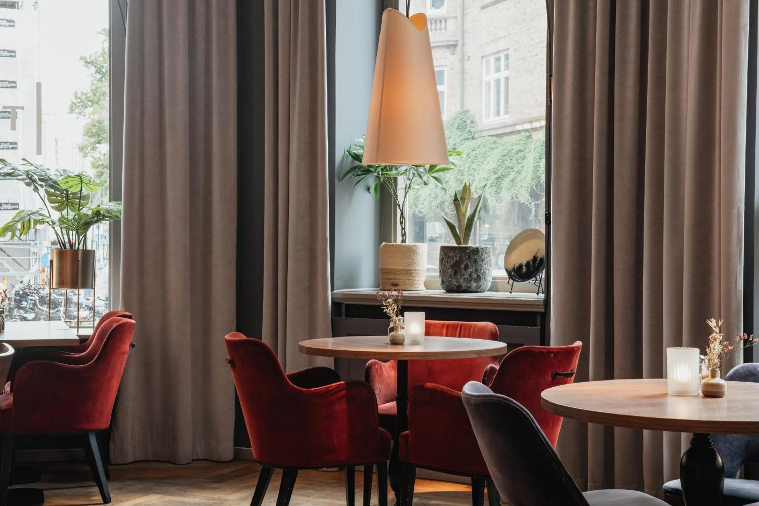 Restaurant/places to eat in Home Hotel Temperance