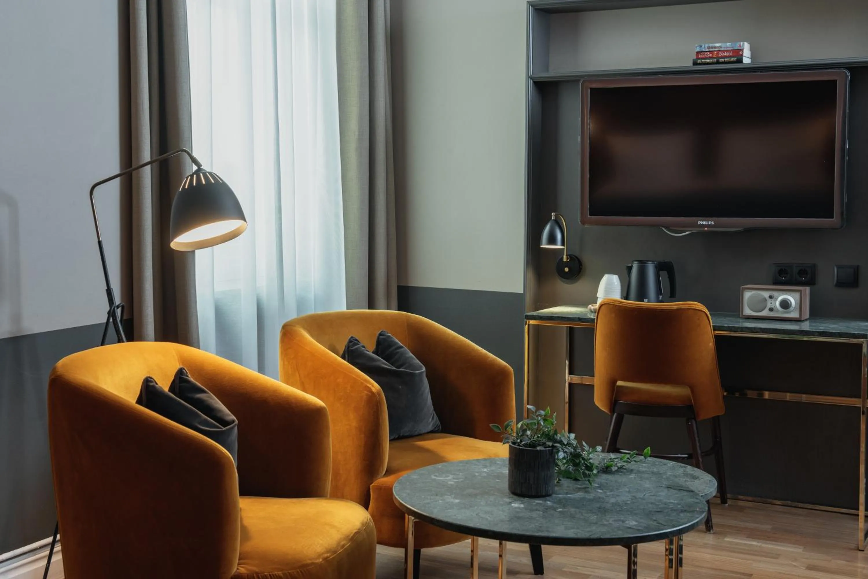 Seating area in Home Hotel Temperance