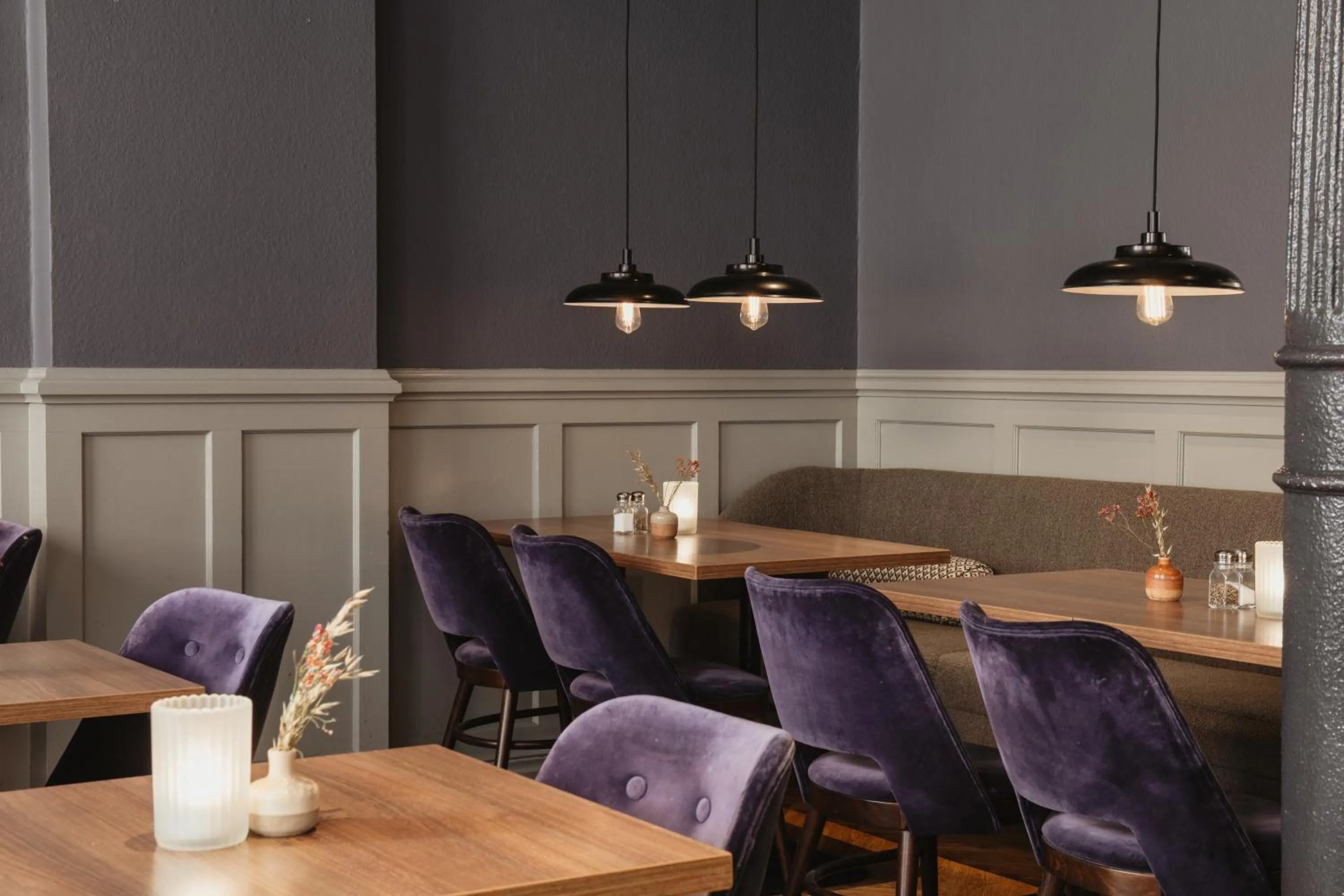 Restaurant/places to eat in Home Hotel Temperance