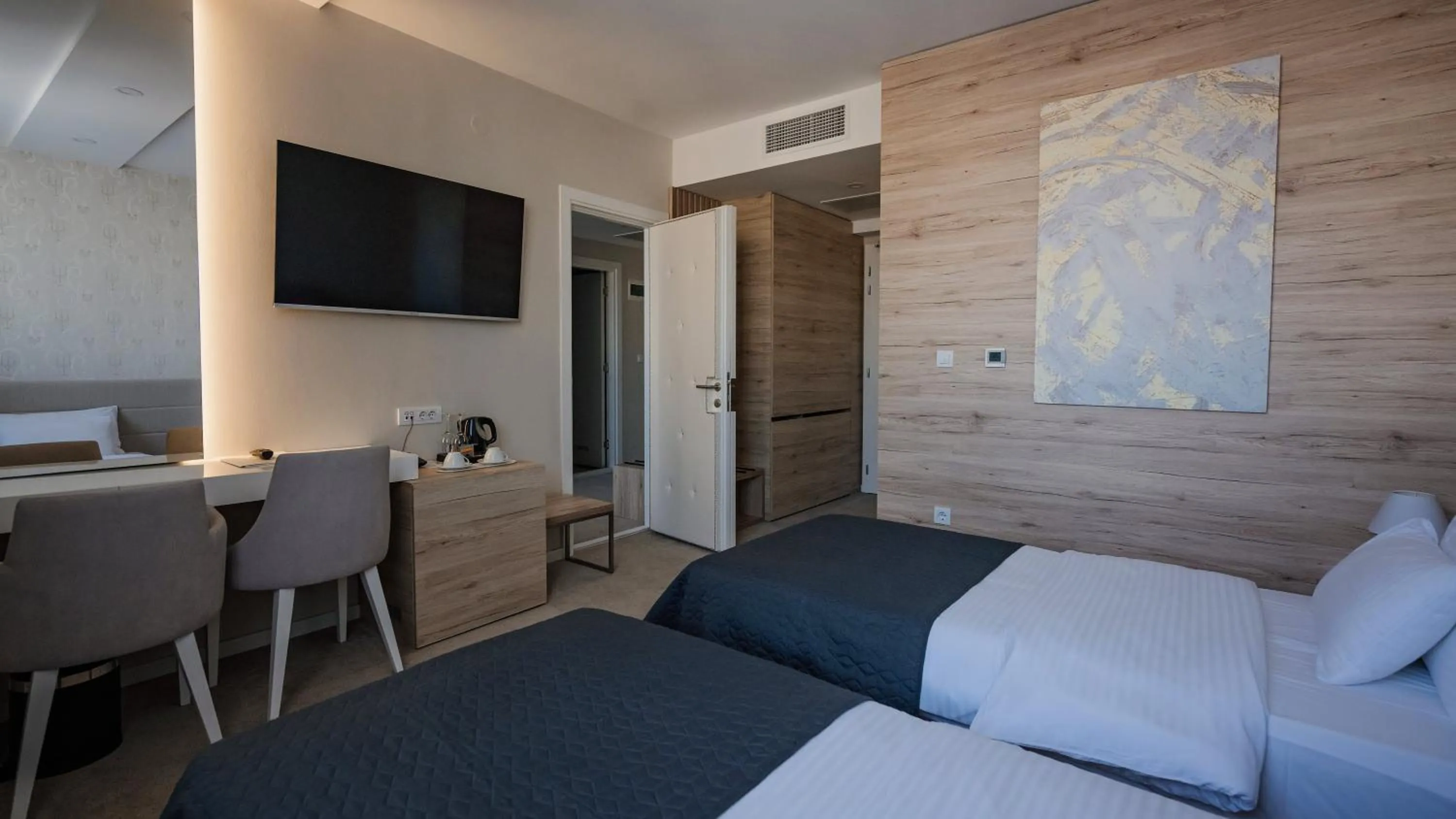 Photo of the whole room, Bed in IG Hotel