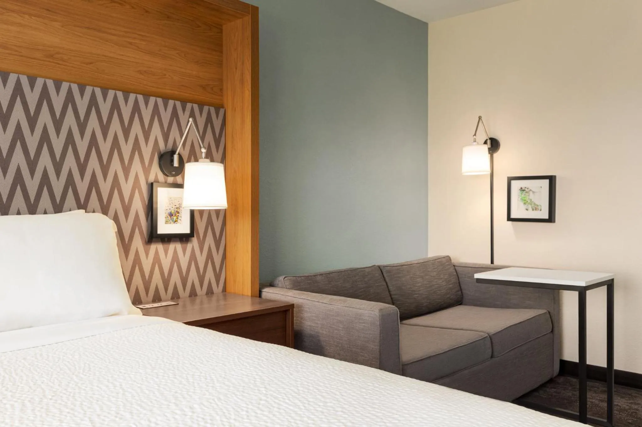Photo of the whole room, Bed in Holiday Inn Orlando International Airport by IHG